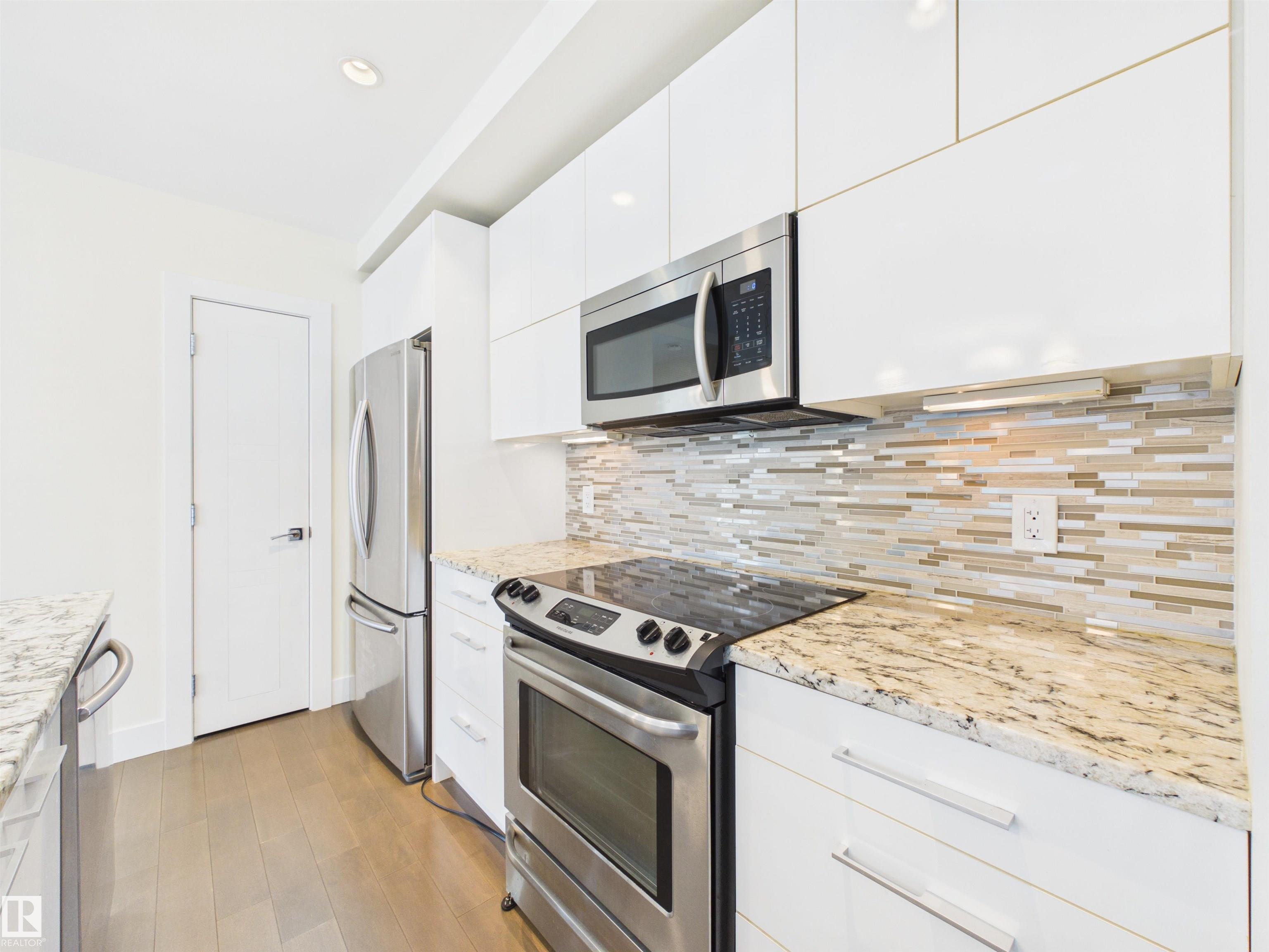 Photo 9 at 307 - 11969 Jasper Avenue NW, Wîhkwêntôwin, Edmonton