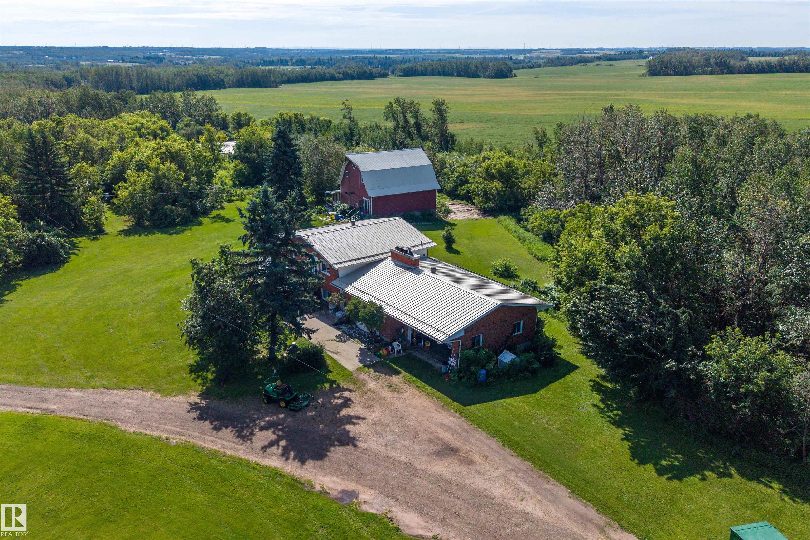 Photo 51 at 56505 Rge Road 233, None, Rural Sturgeon County