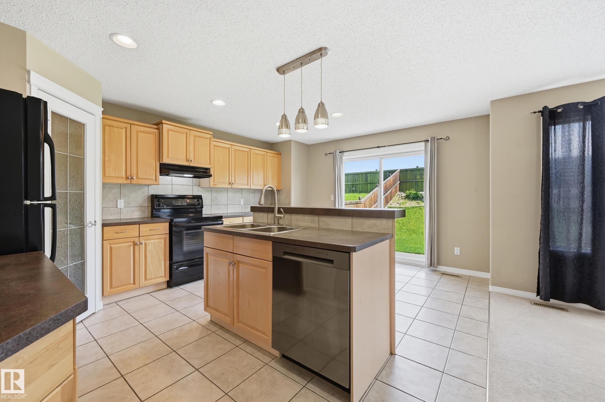 Photo 31 at 458 Hunters Green green NW, Haddow, Edmonton