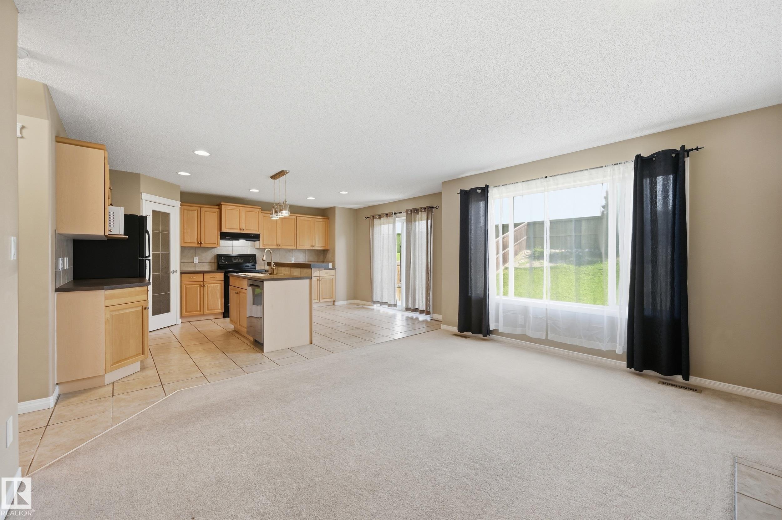 Photo 38 at 458 Hunters Green green NW, Haddow, Edmonton