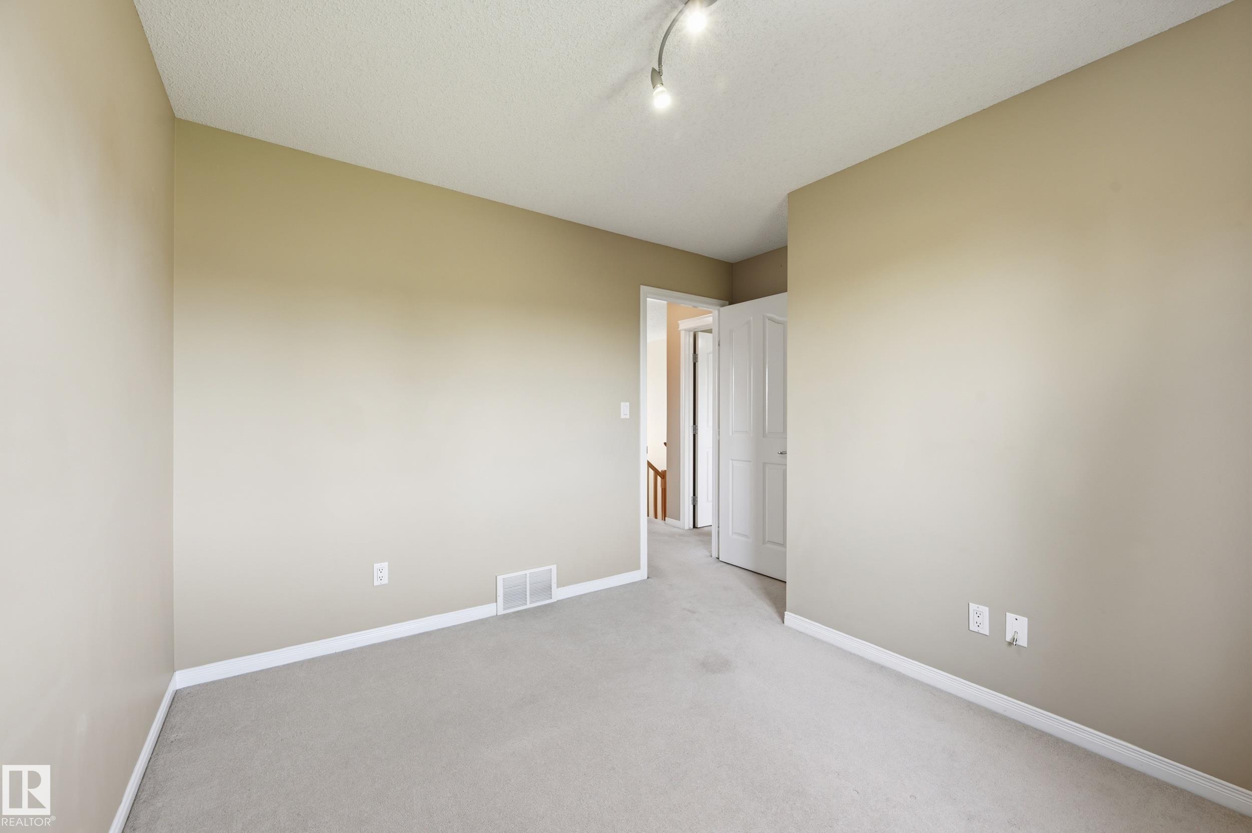 Photo 10 at 458 Hunters Green green NW, Haddow, Edmonton