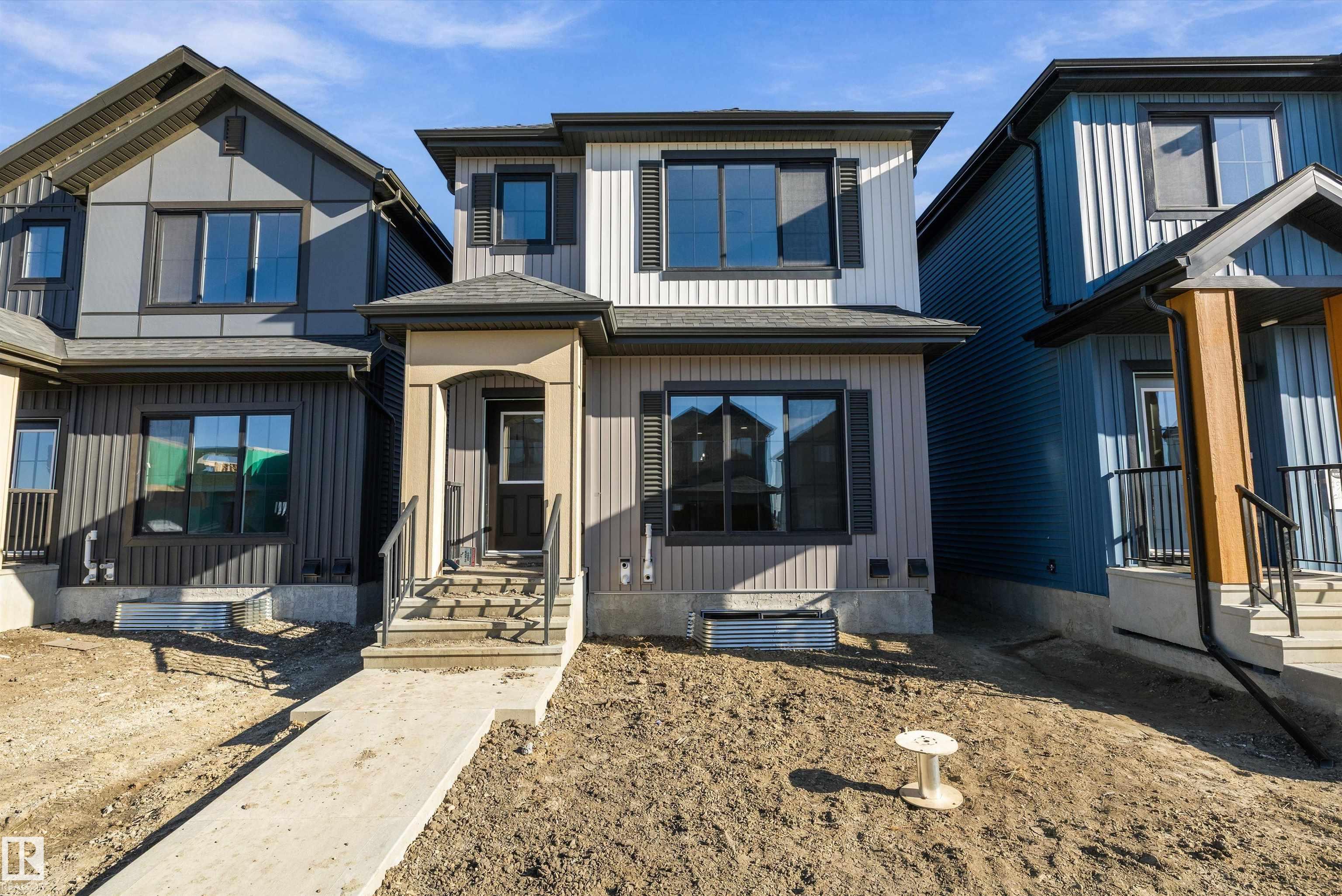 51 Clichy Close