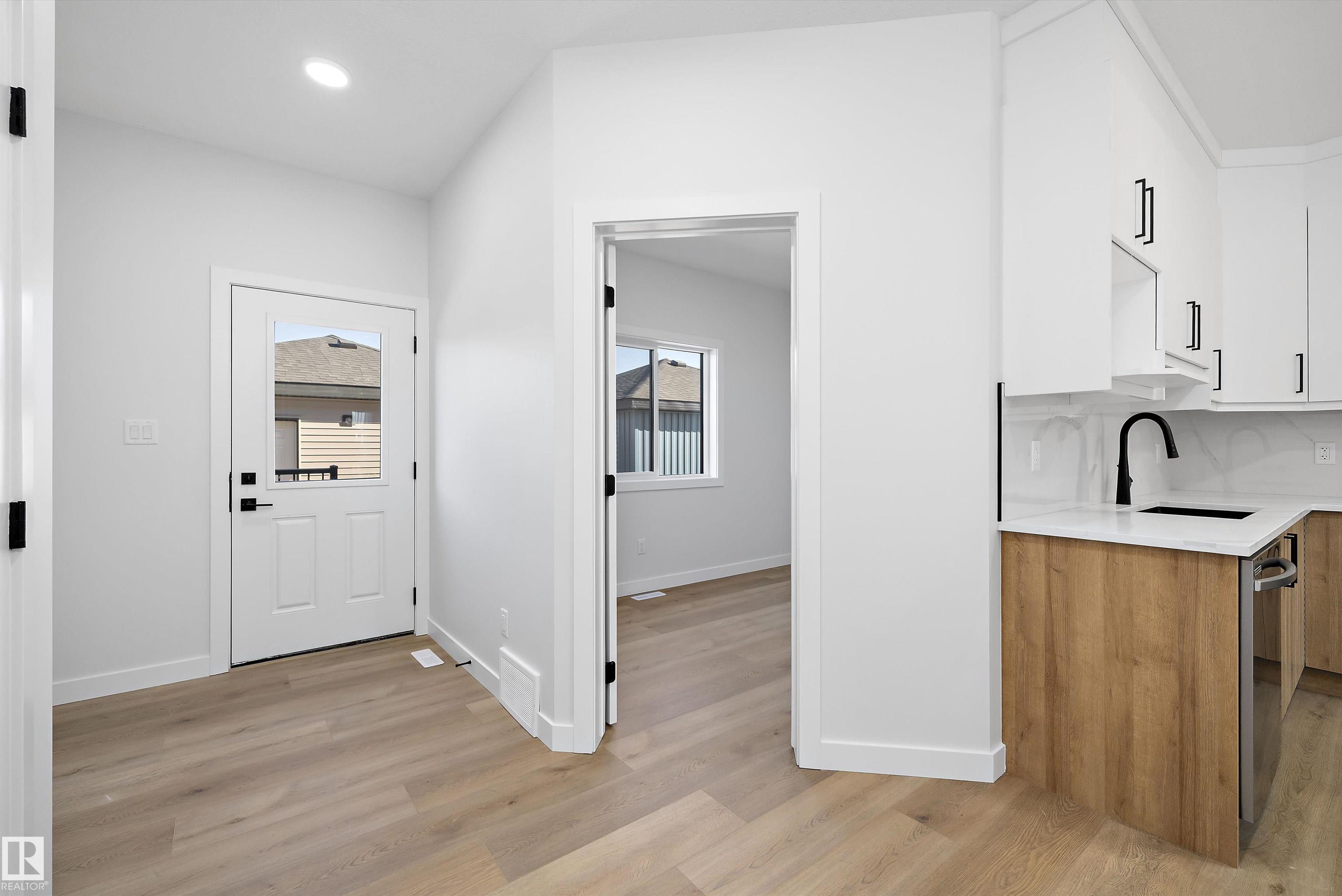 51 Clichy Close
