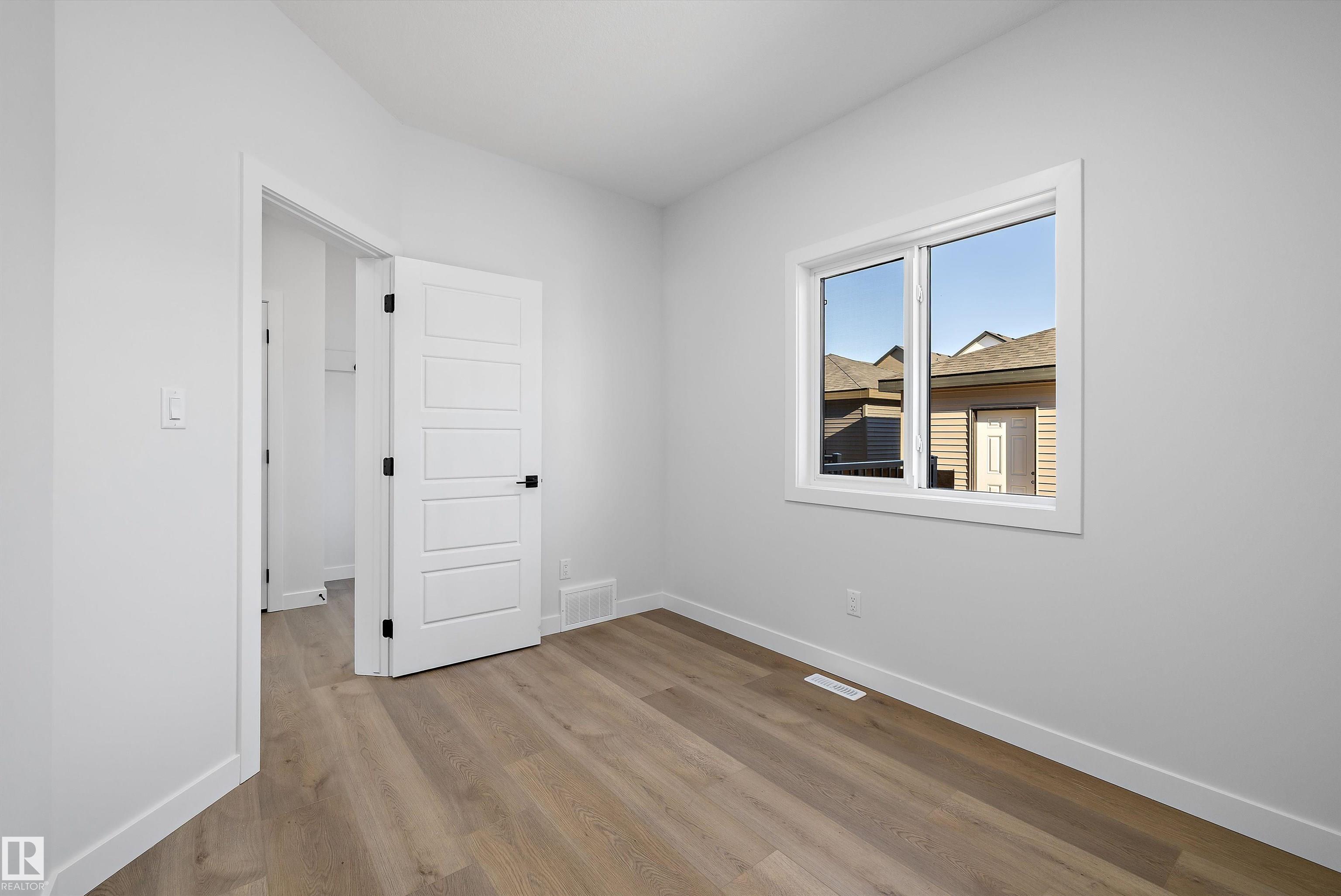 51 Clichy Close