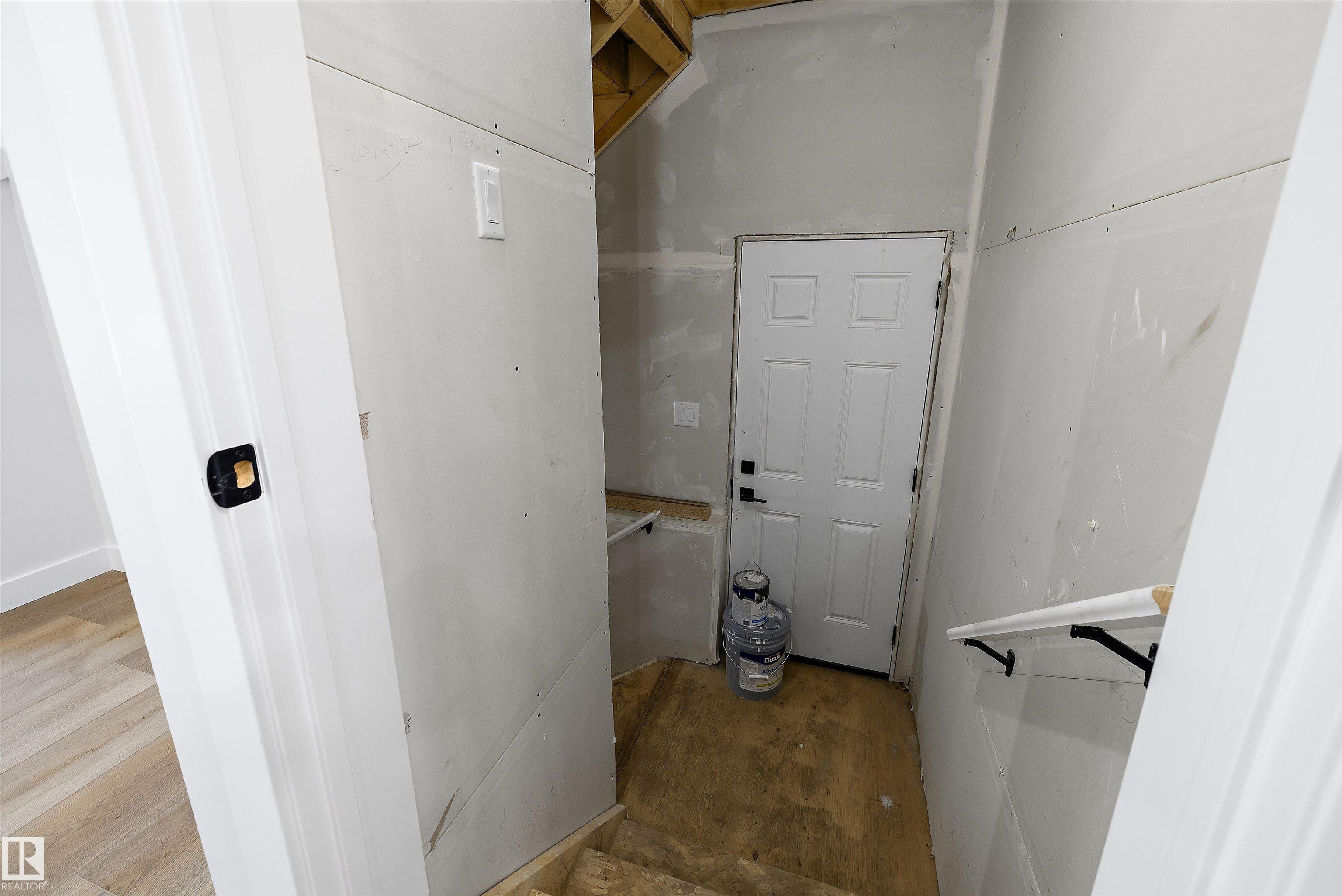 51 Clichy Close