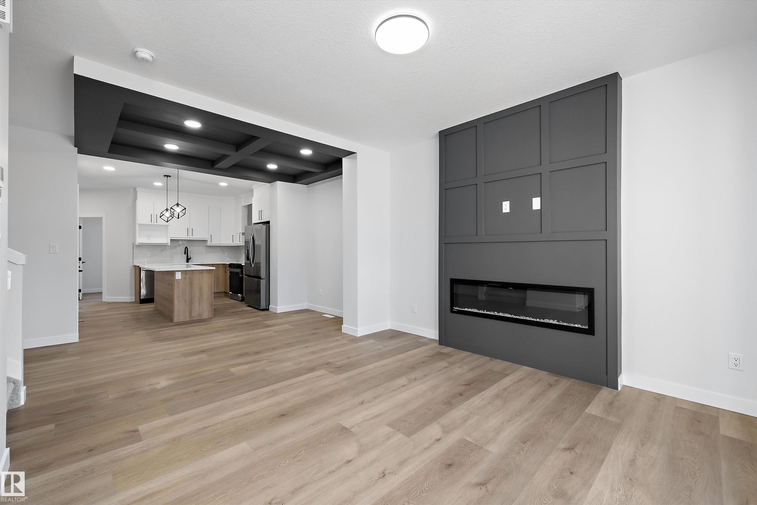 51 Clichy Close