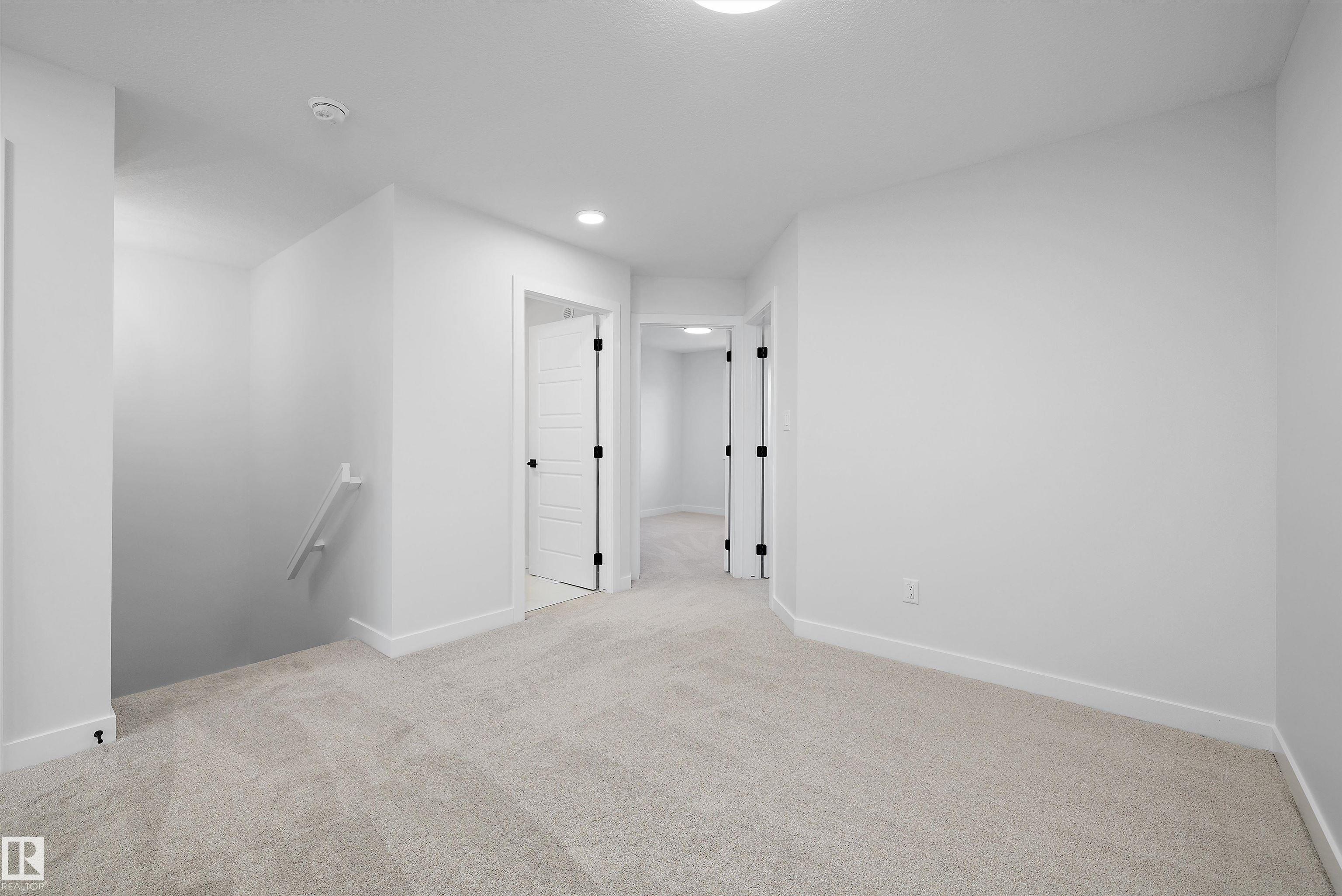 51 Clichy Close