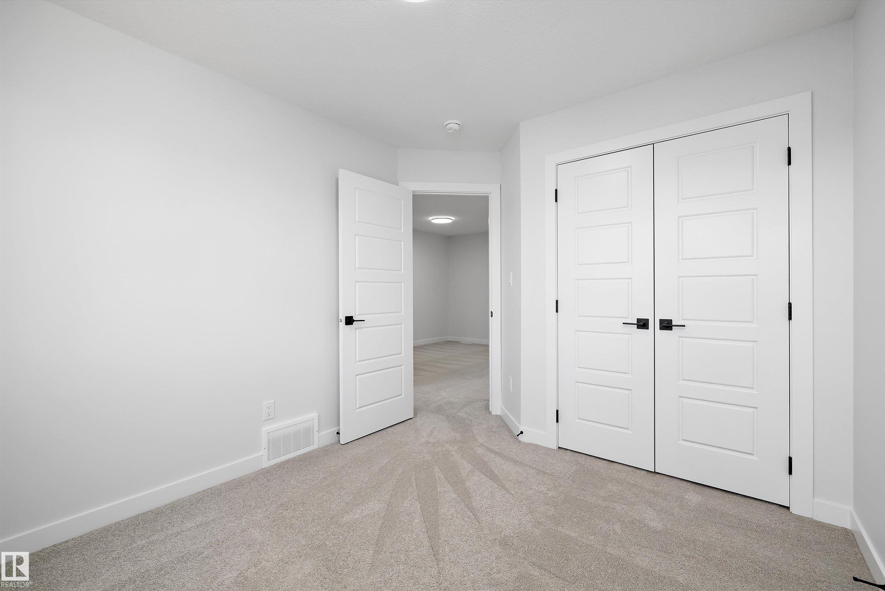 51 Clichy Close