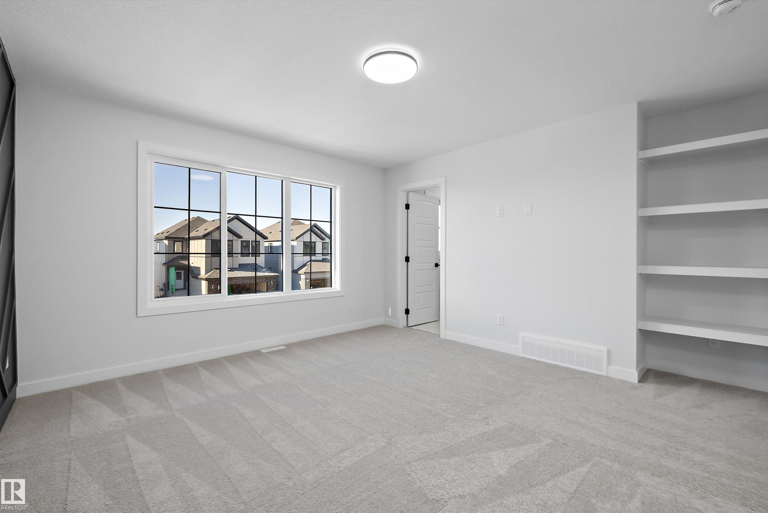 51 Clichy Close