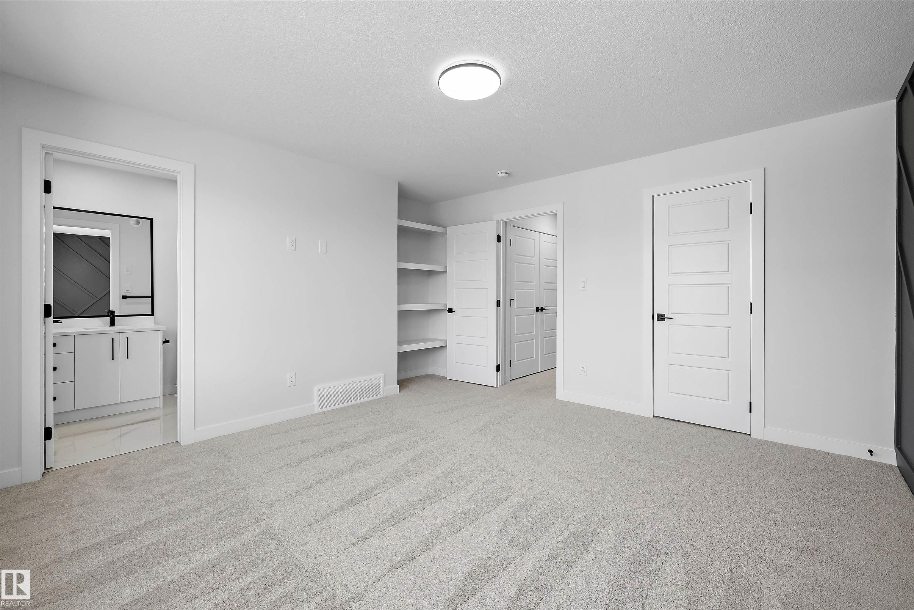 51 Clichy Close
