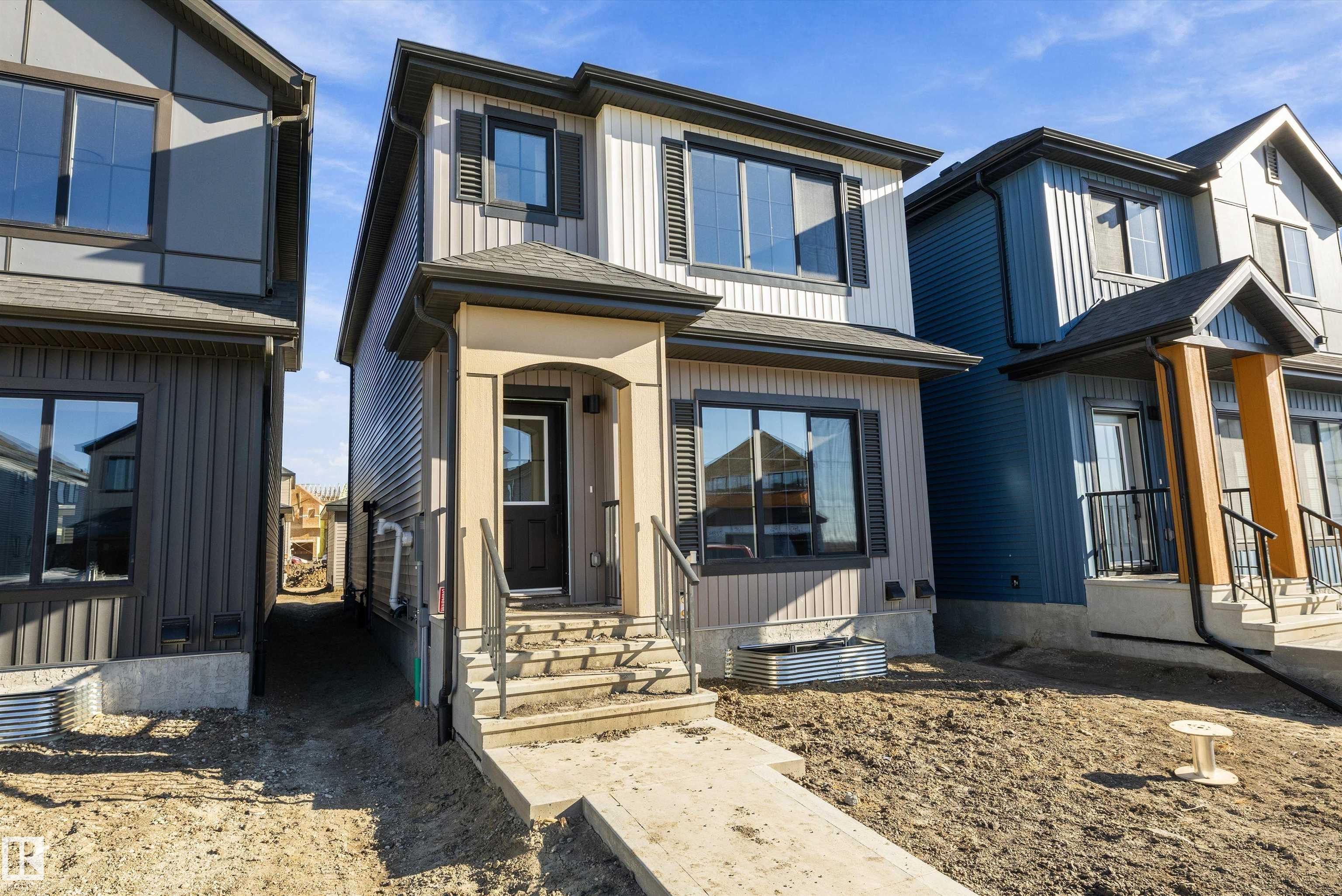 51 Clichy Close