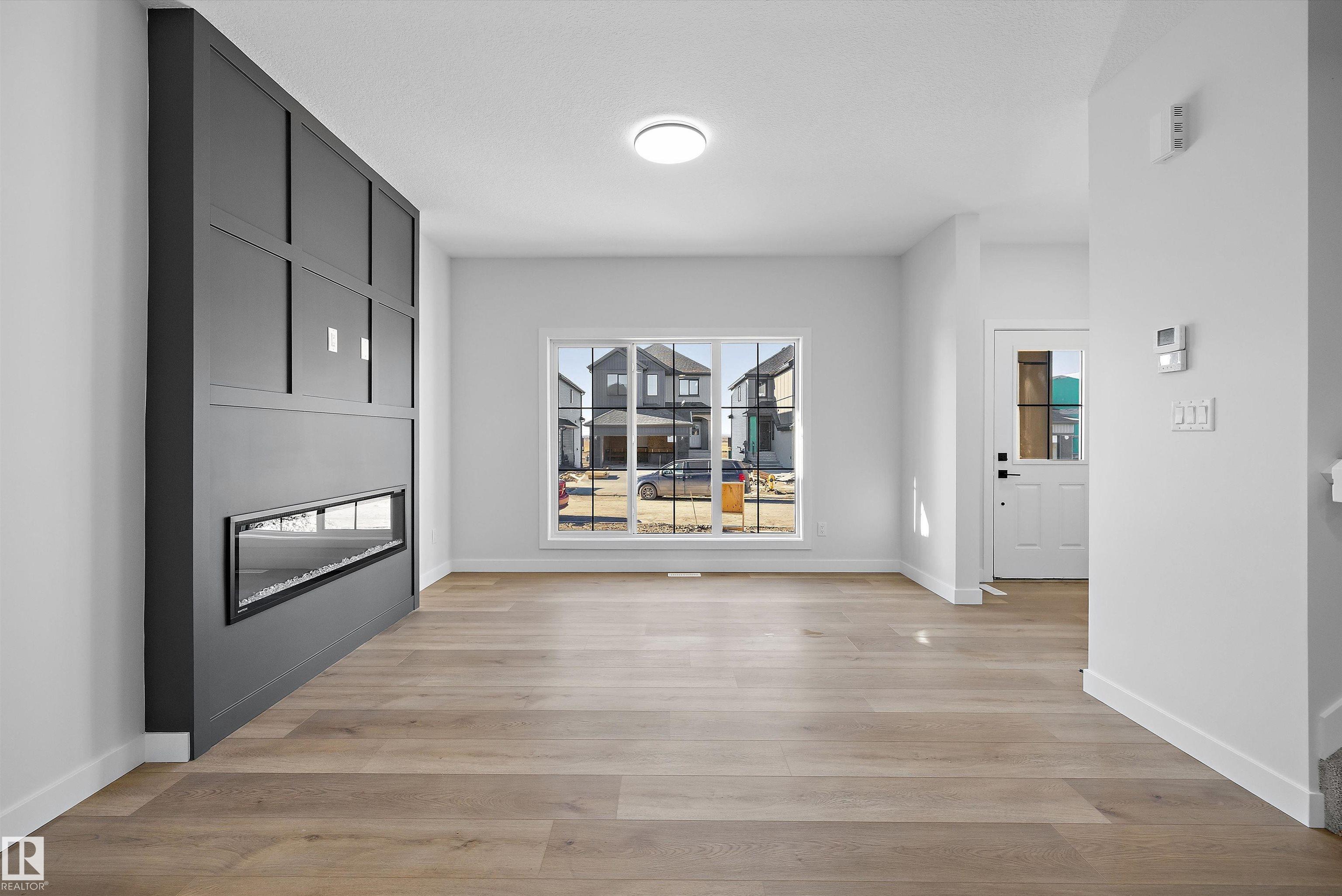 51 Clichy Close