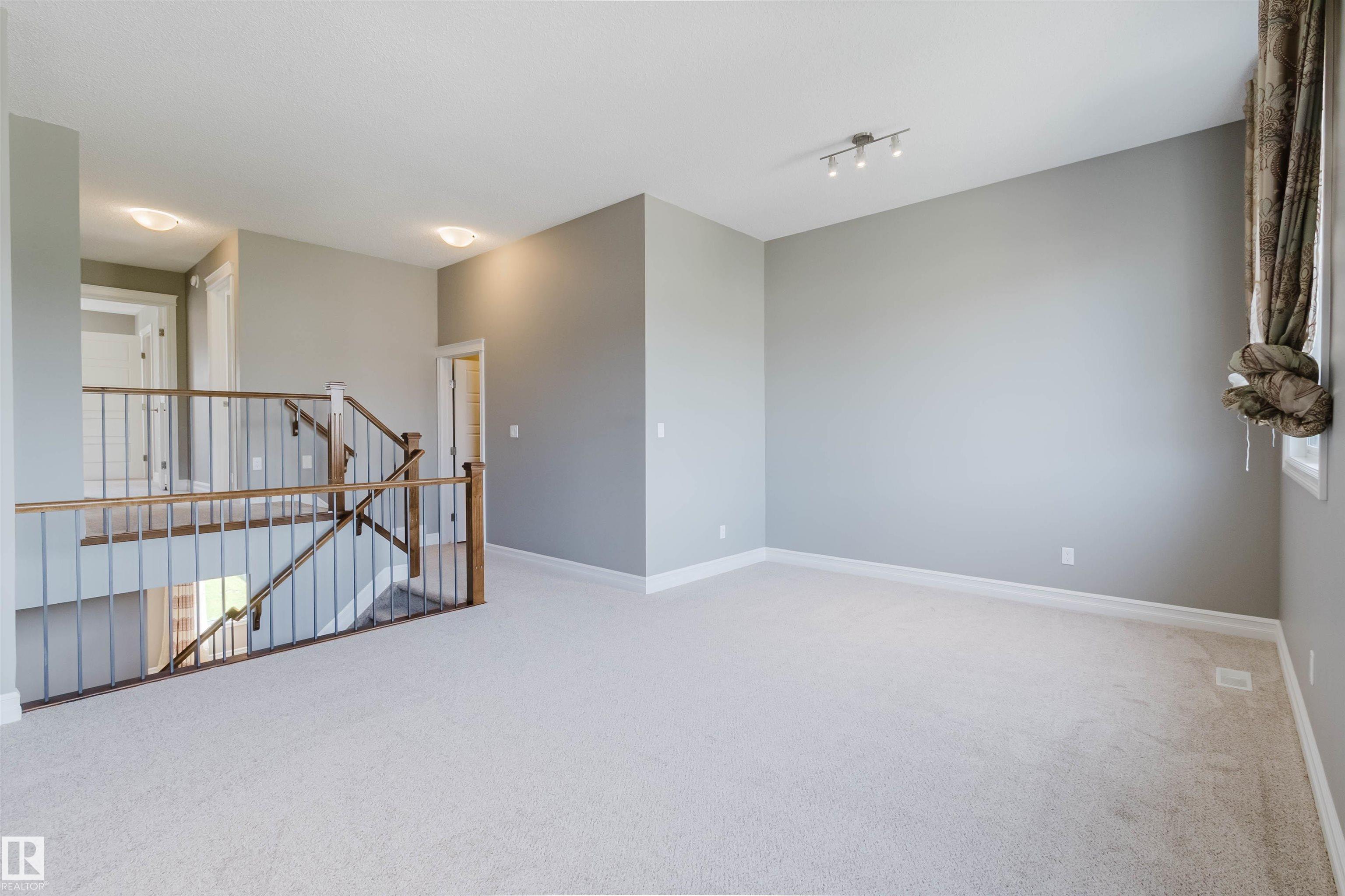 Photo 19 at 15839 10 Avenue SW, Glenridding Heights, Edmonton