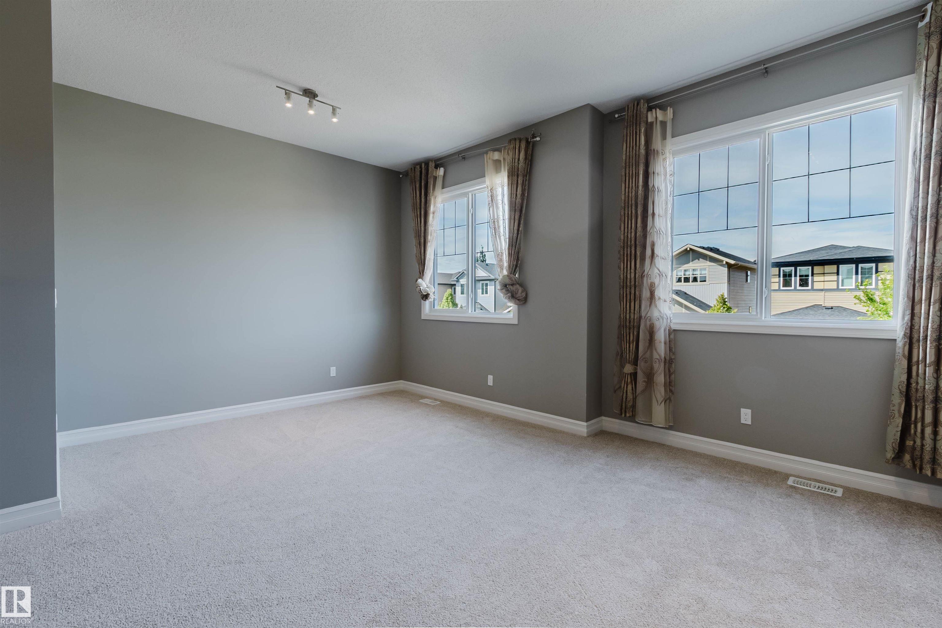 Photo 20 at 15839 10 Avenue SW, Glenridding Heights, Edmonton