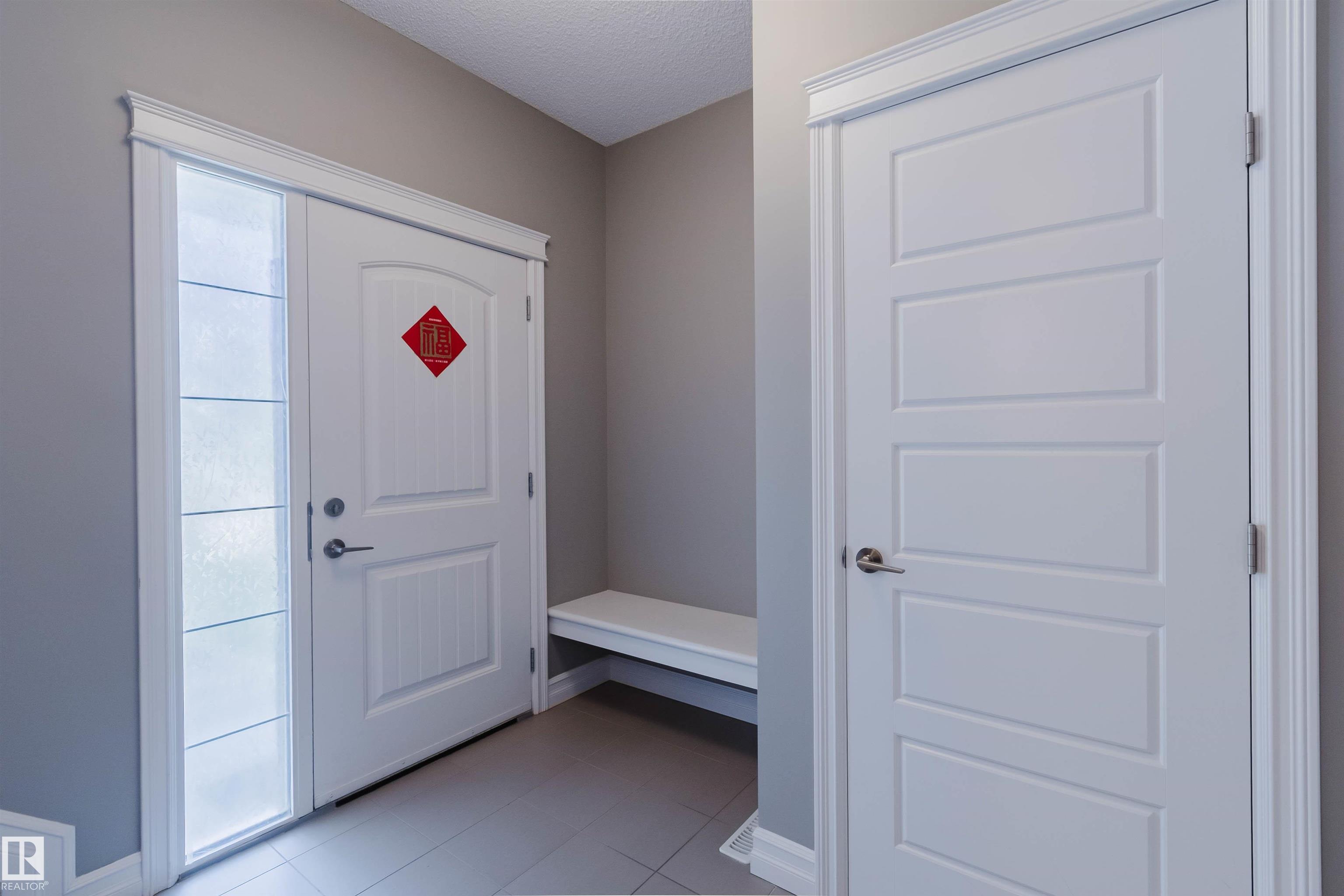 15839 10 Avenue SW, Glenridding Heights, Edmonton
