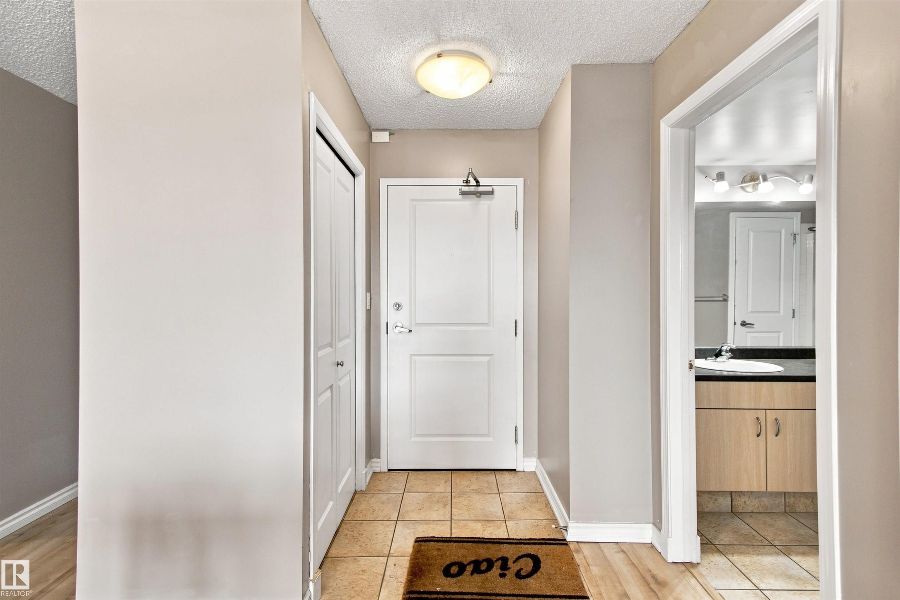 504 - 10180 104 Street NW, Downtown, Edmonton