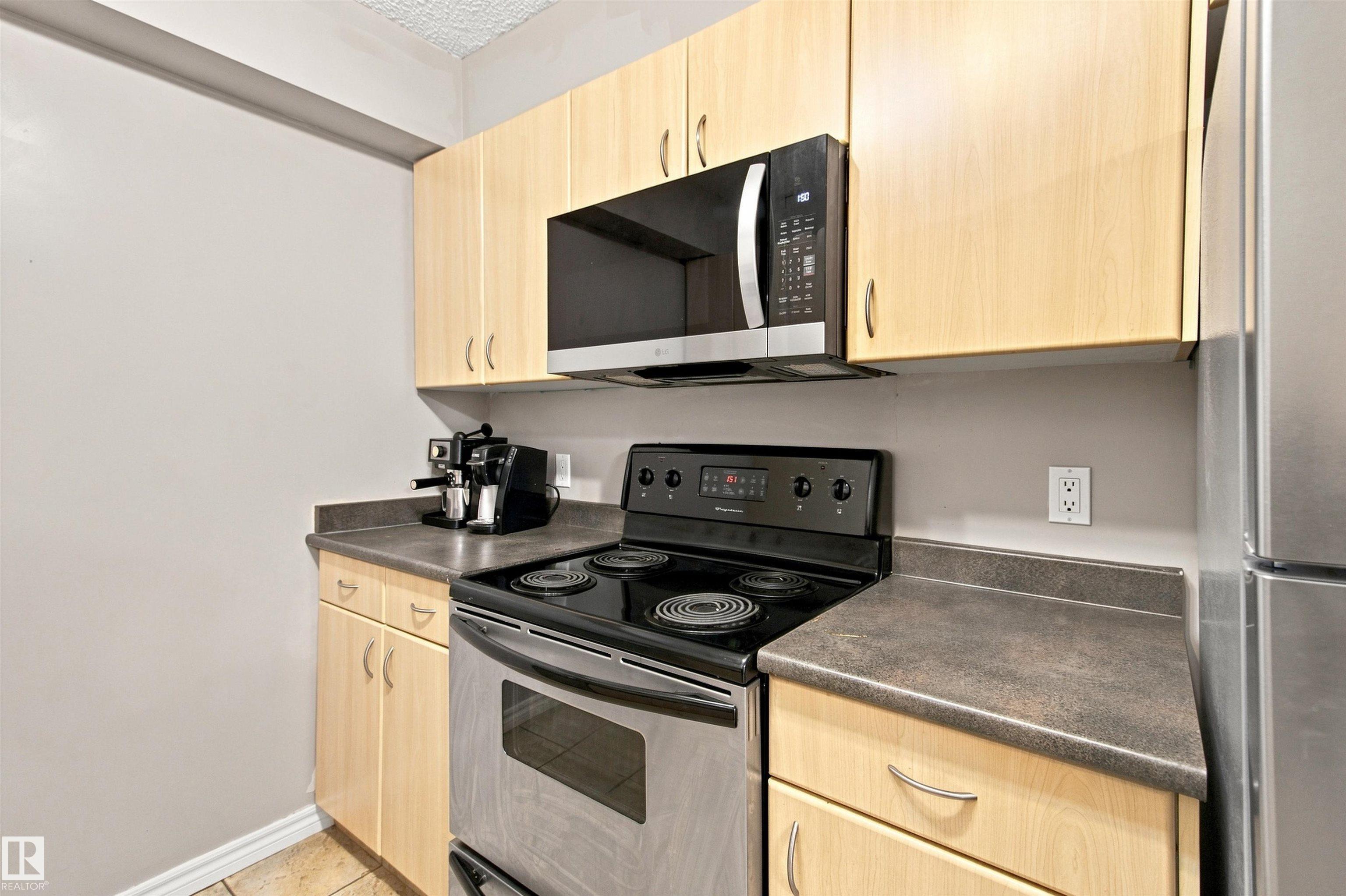 Photo 12 at 504 - 10180 104 Street NW, Downtown, Edmonton