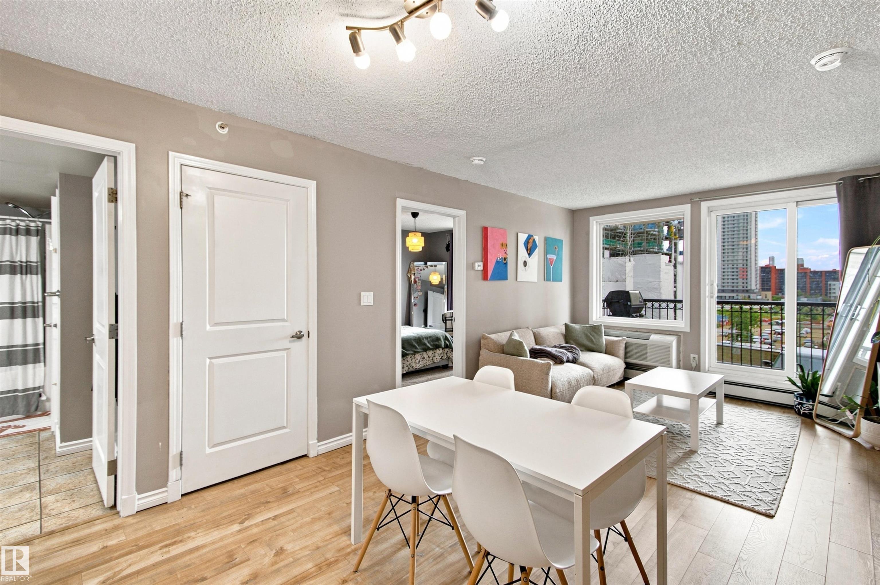 504 - 10180 104 Street NW, Downtown, Edmonton
