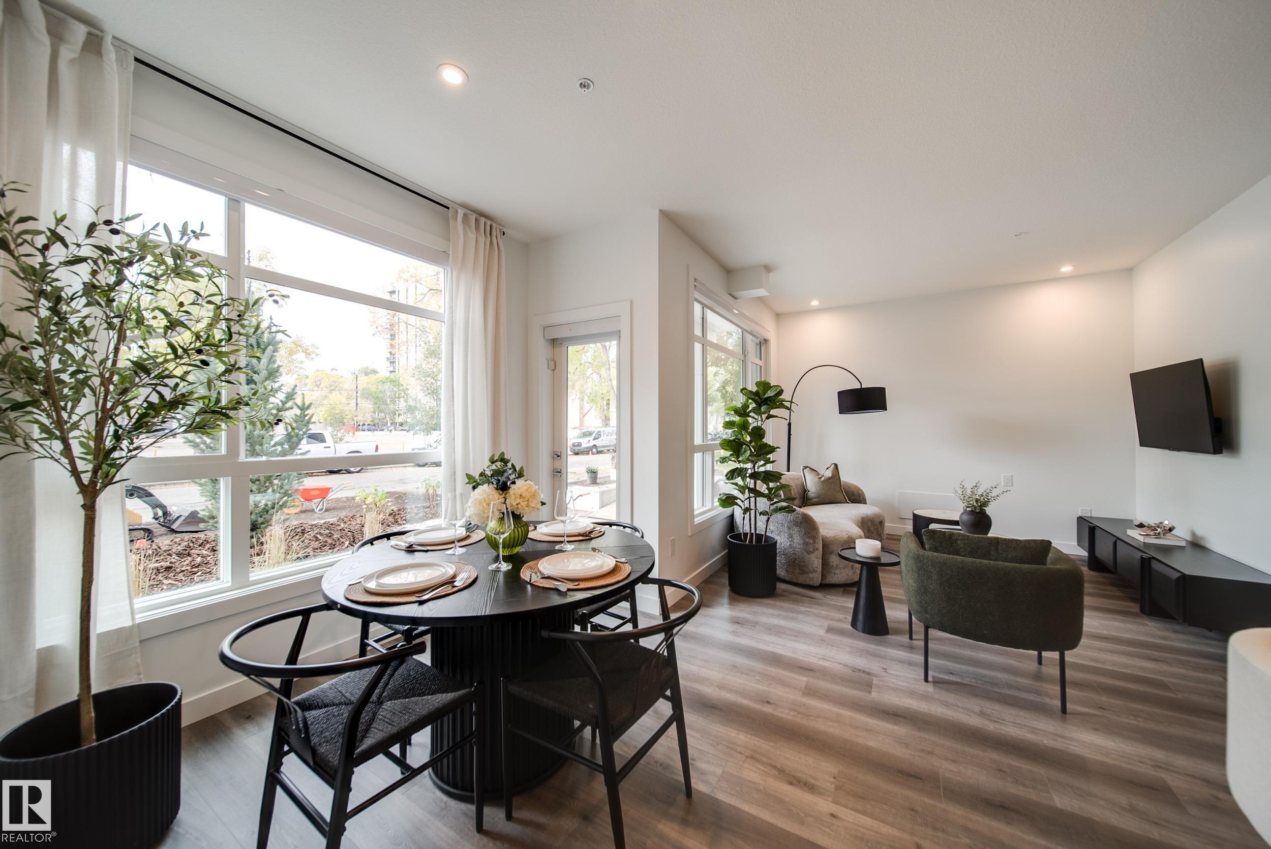 10015 113 ST NW