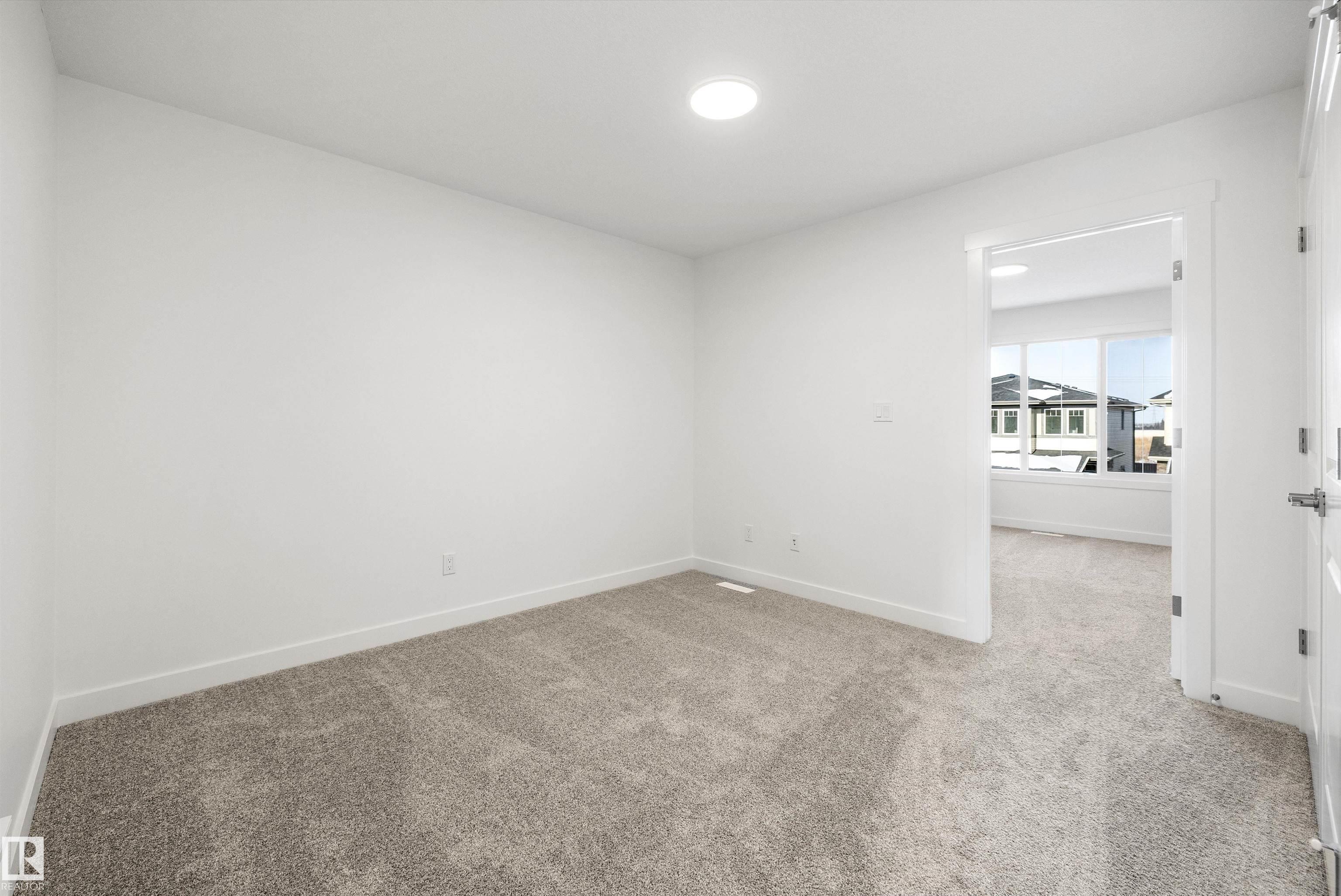 https://zimg.paragon.ice.com/ParagonImages/Property/PM/RAE/225415928/21/0/0/5e051105eff45c989776f135ff3ef8b1/1/89a7e80859205766394f01dab2c9b5c0/225415928-C395F2CD-886D-4FD2-8353-88DBAE1ACA64.JPG