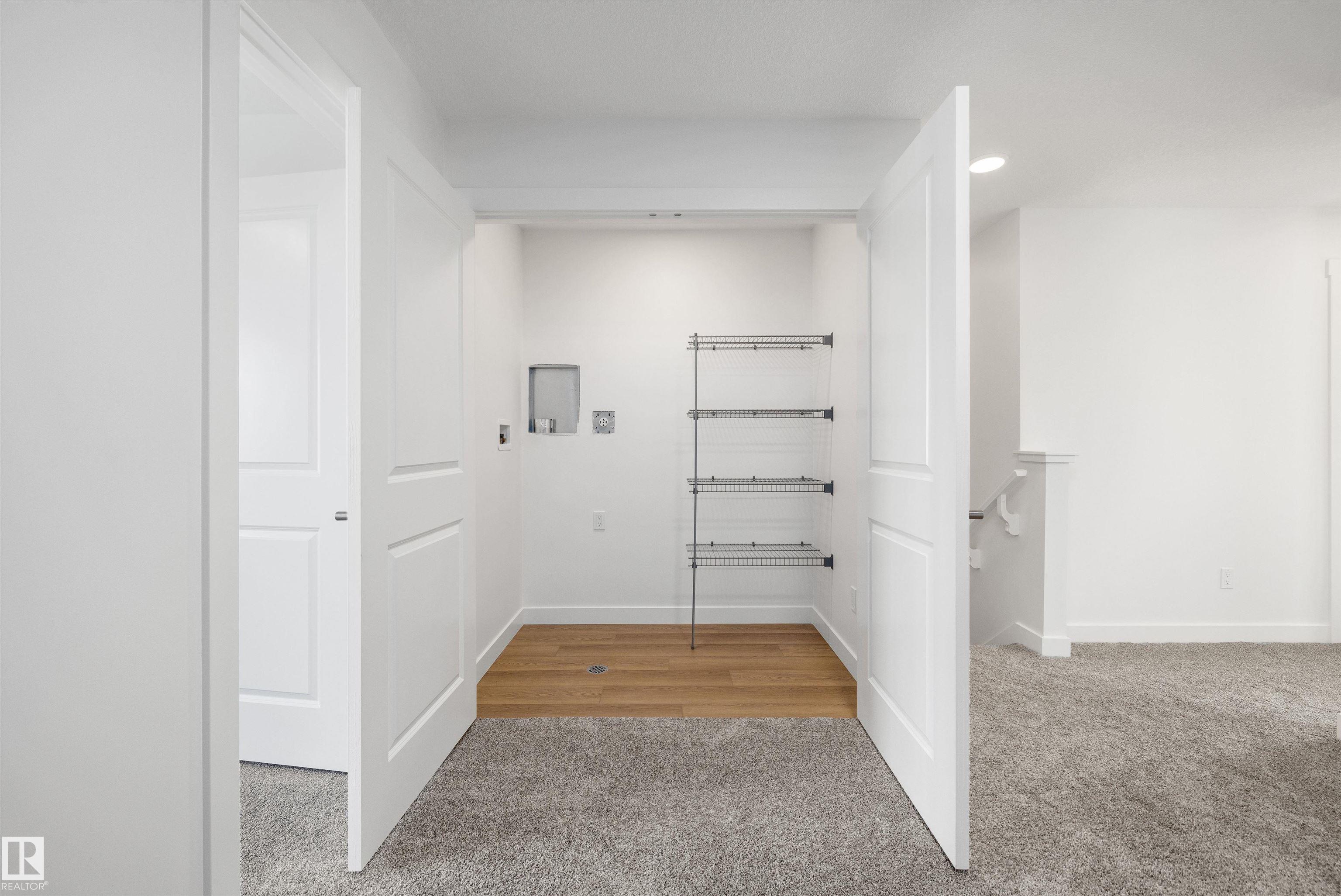https://zimg.paragon.ice.com/ParagonImages/Property/PM/RAE/225415928/24/0/0/4e4a92fb24a4f185f0159b6315d7fb96/1/89a7e80859205766394f01dab2c9b5c0/225415928-E4B694D0-E288-4EC6-BA9C-10E05416E316.JPG