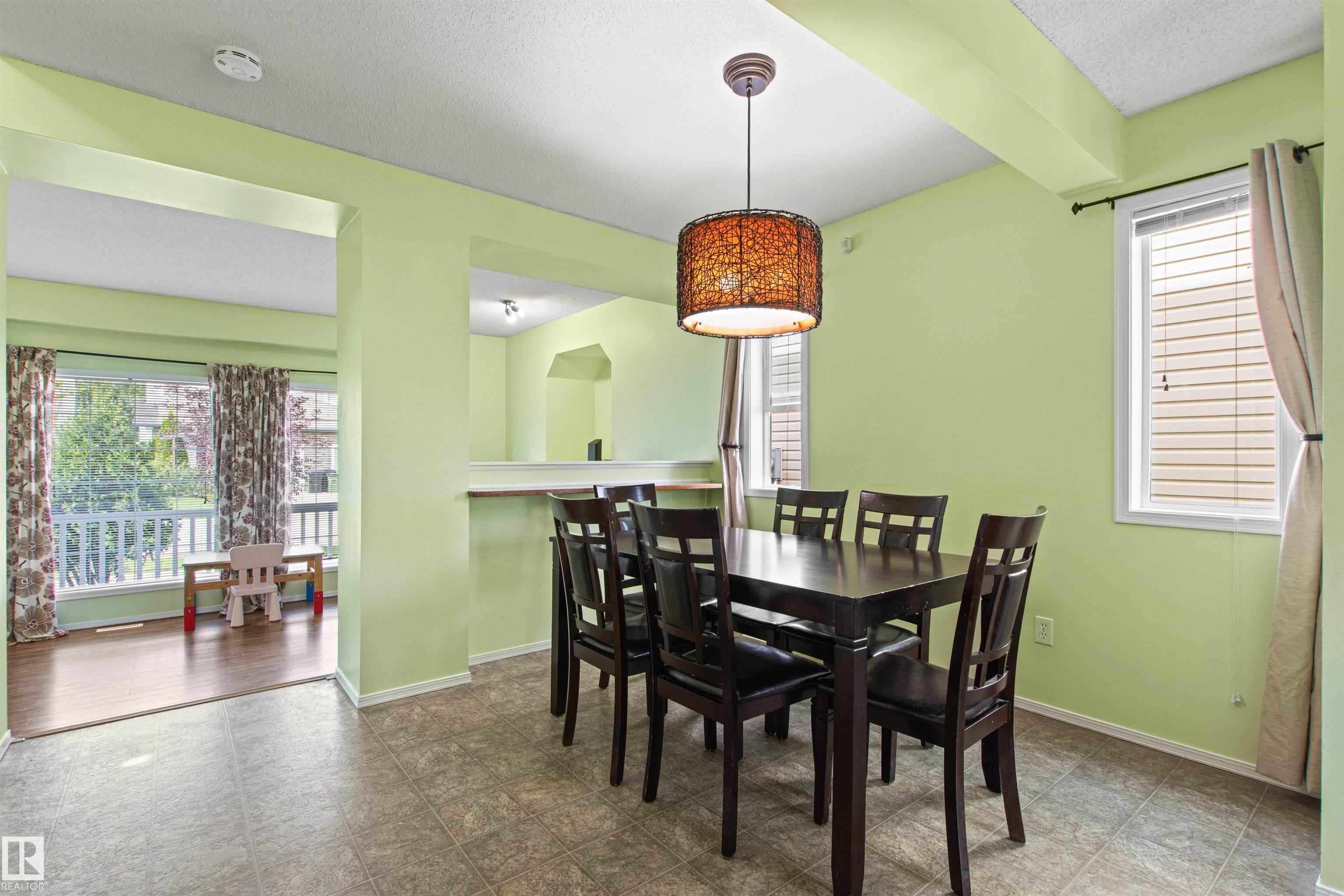 Photo 13 at 9118 Scott Crescent NW, South Terwillegar, Edmonton