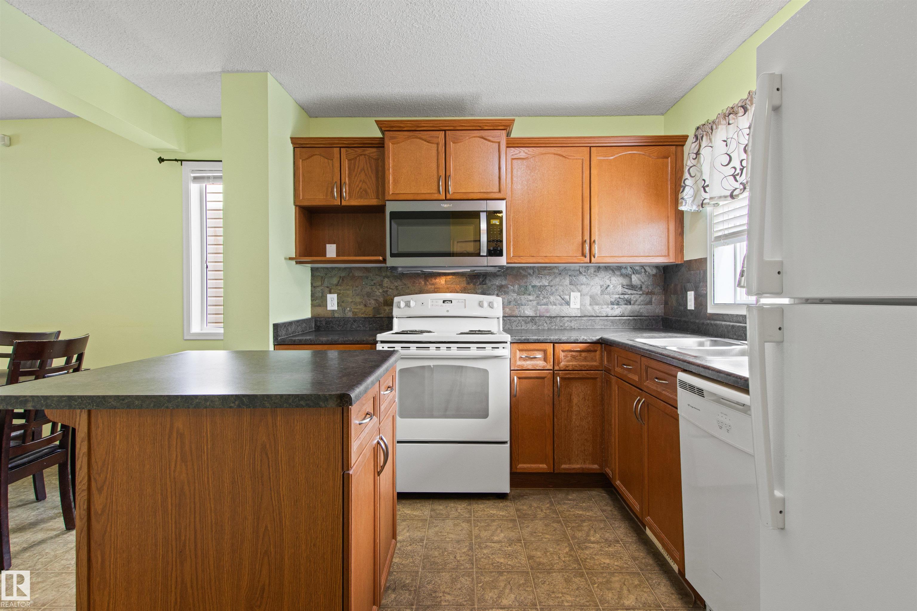 Photo 19 at 9118 Scott Crescent NW, South Terwillegar, Edmonton