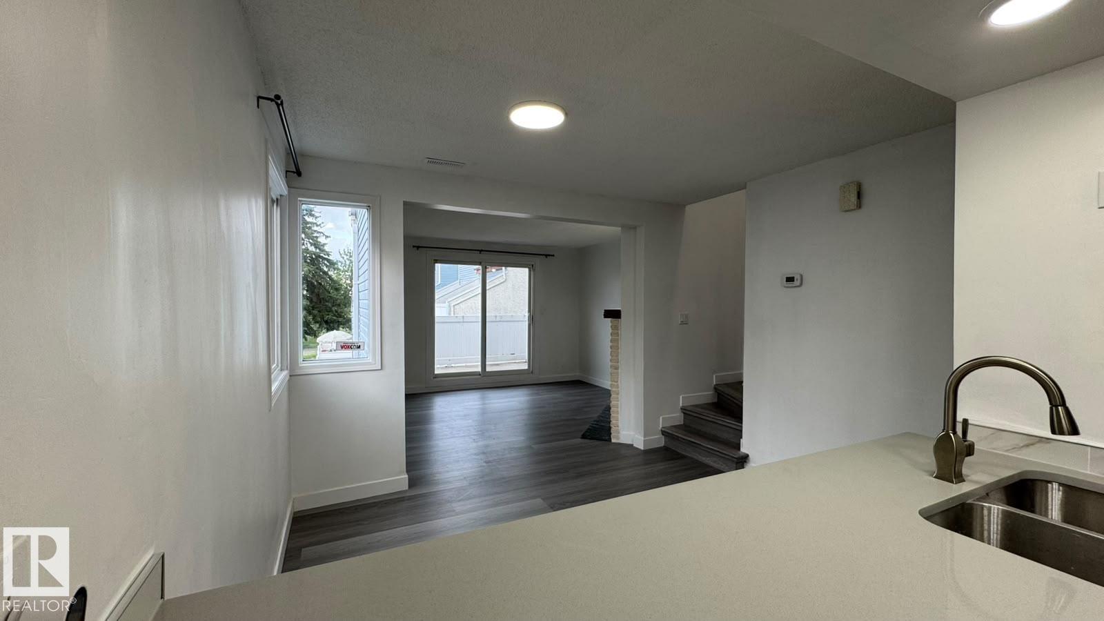 Photo 12 at 41 Lancaster Terrace NW, Dunluce, Edmonton
