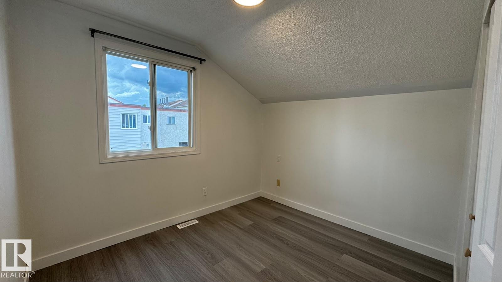 Photo 33 at 41 Lancaster Terrace NW, Dunluce, Edmonton