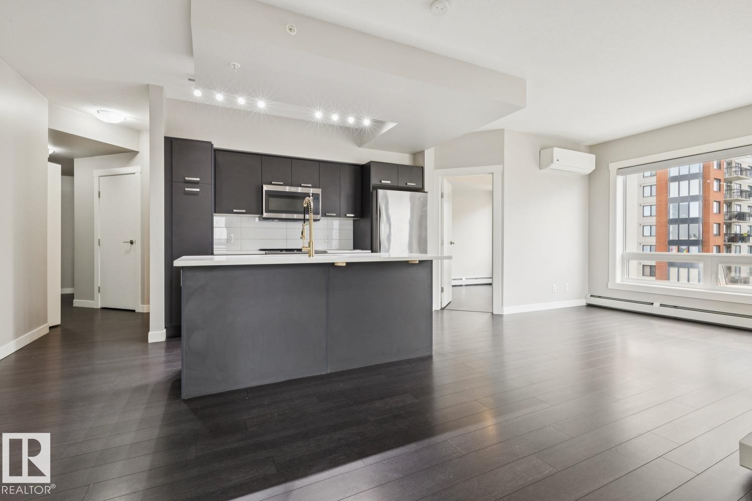 Photo 6 at 904 - 10410 102 Avenue NW, Downtown, Edmonton
