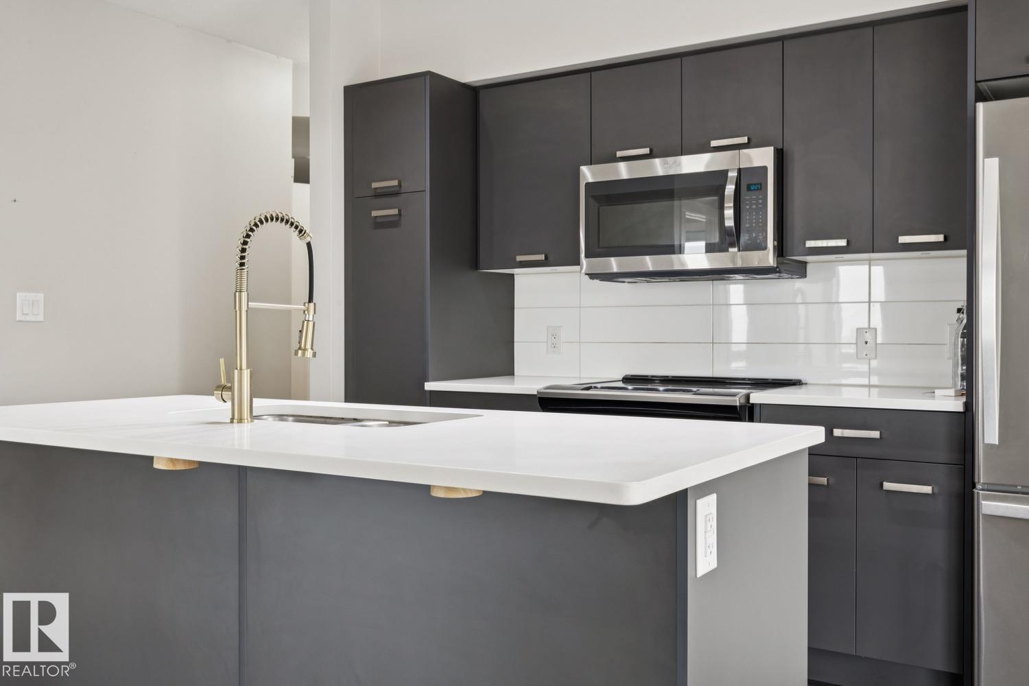 Photo 9 at 904 - 10410 102 Avenue NW, Downtown, Edmonton