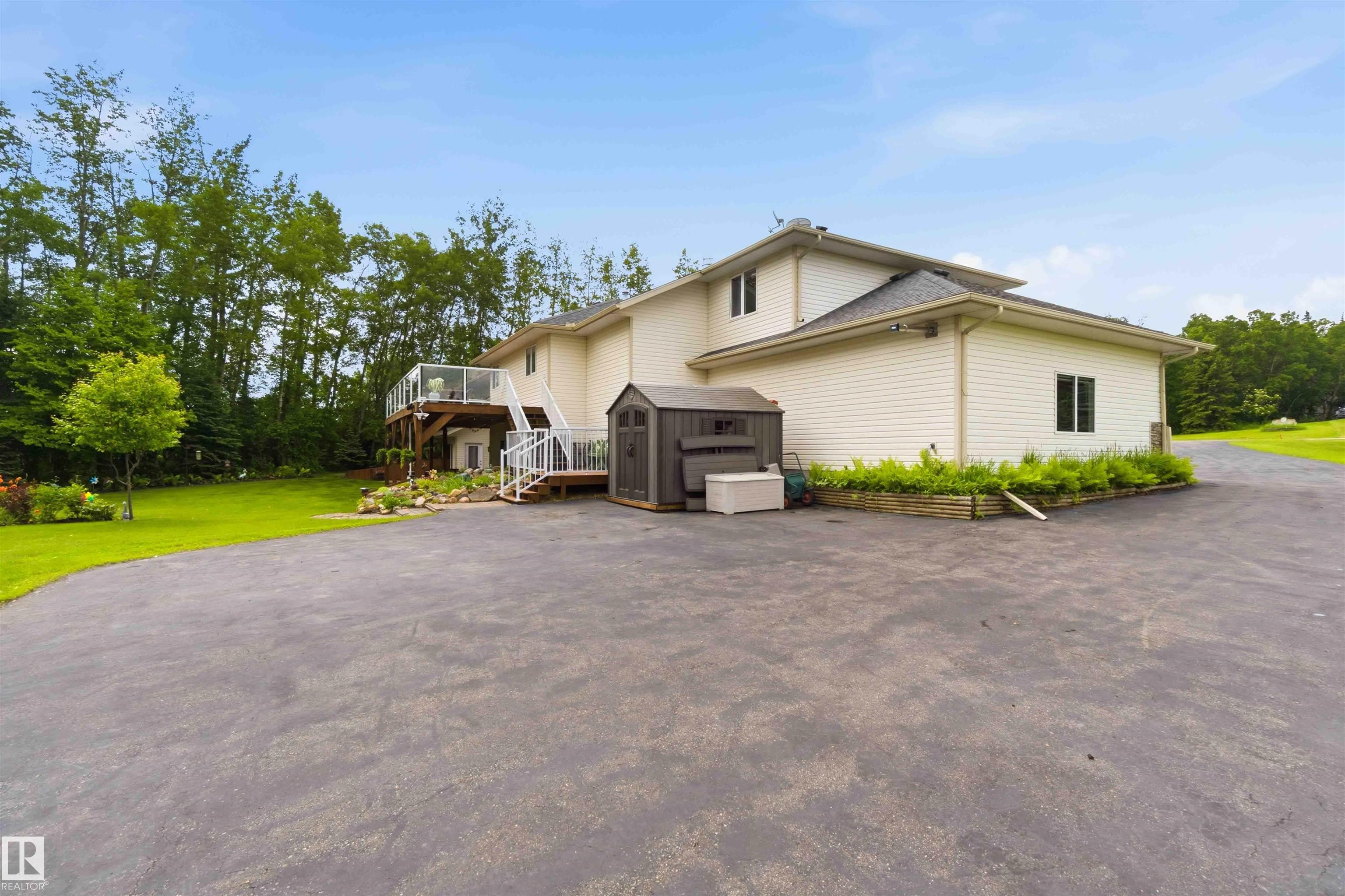 Photo 69 at 60 56019 Rge Rd 230, Casa Vista, Rural Sturgeon County