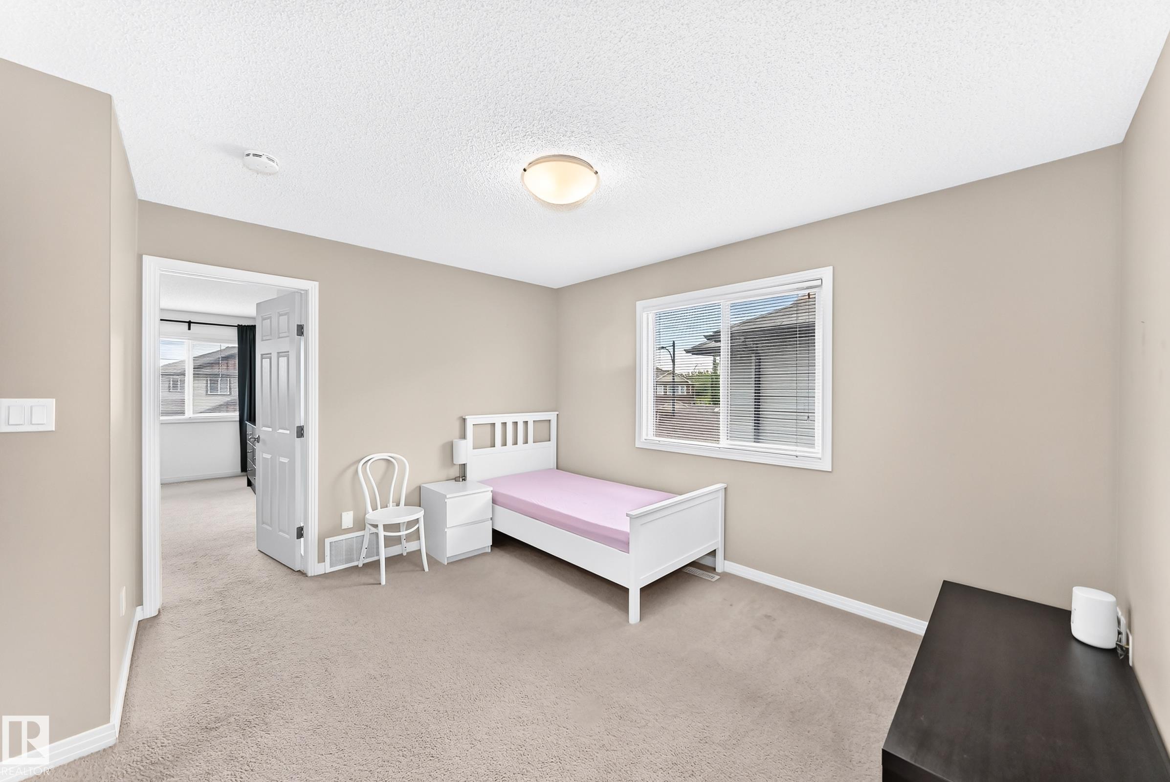 Photo 17 at 3920 6 Street NW, Maple Crest, Edmonton