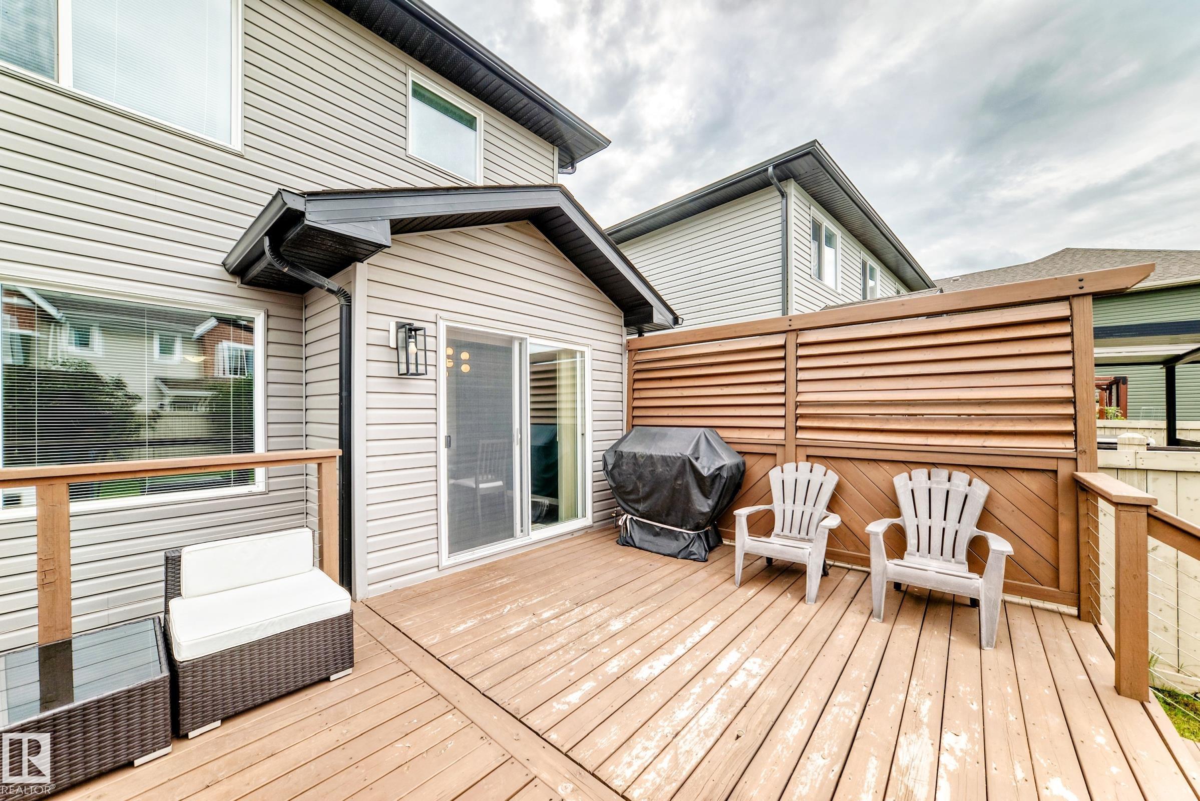 Photo 34 at 3920 6 Street NW, Maple Crest, Edmonton