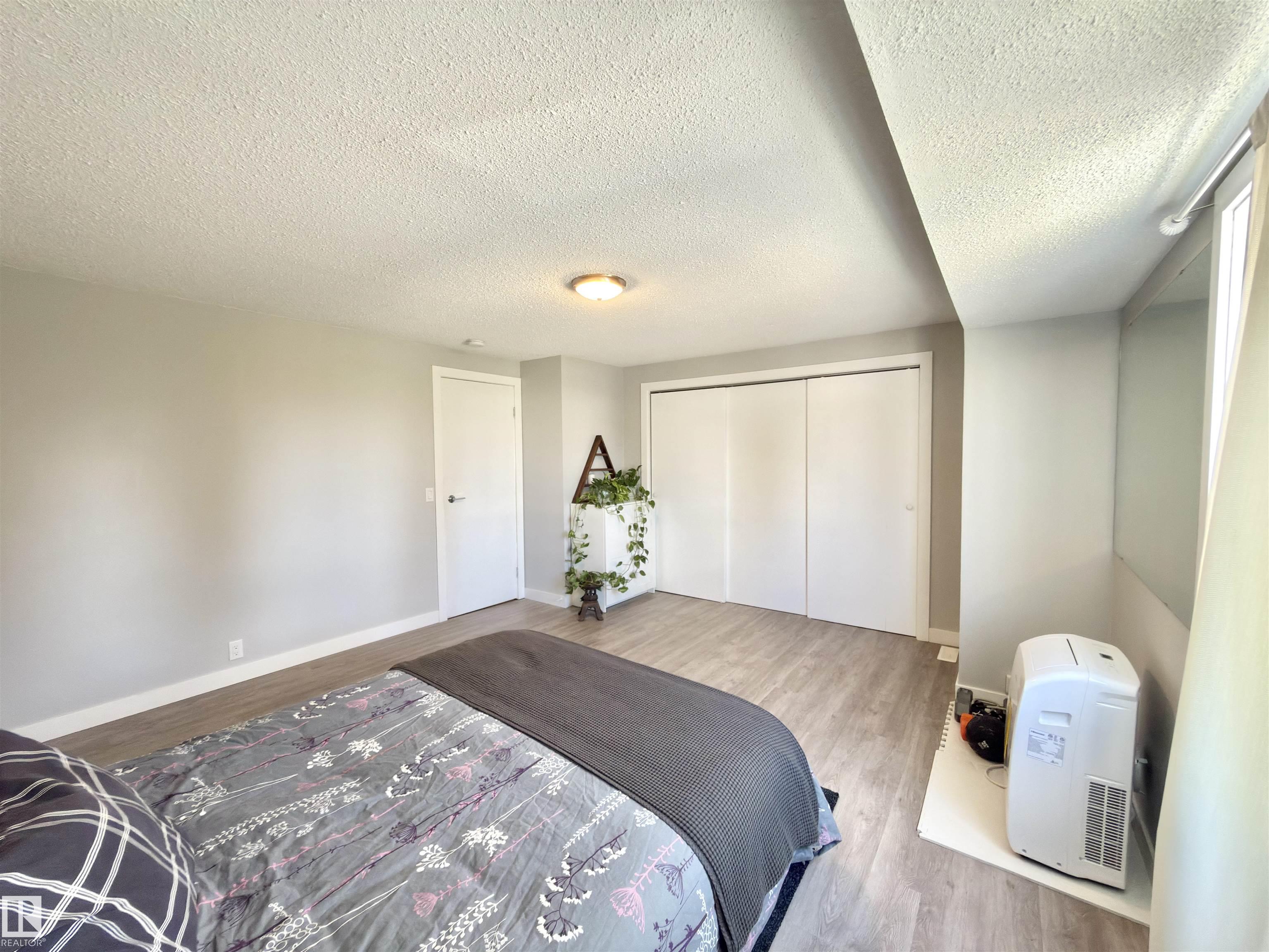 Photo 15 at 13 - 18010 98 Avenue NW, La Perle, Edmonton