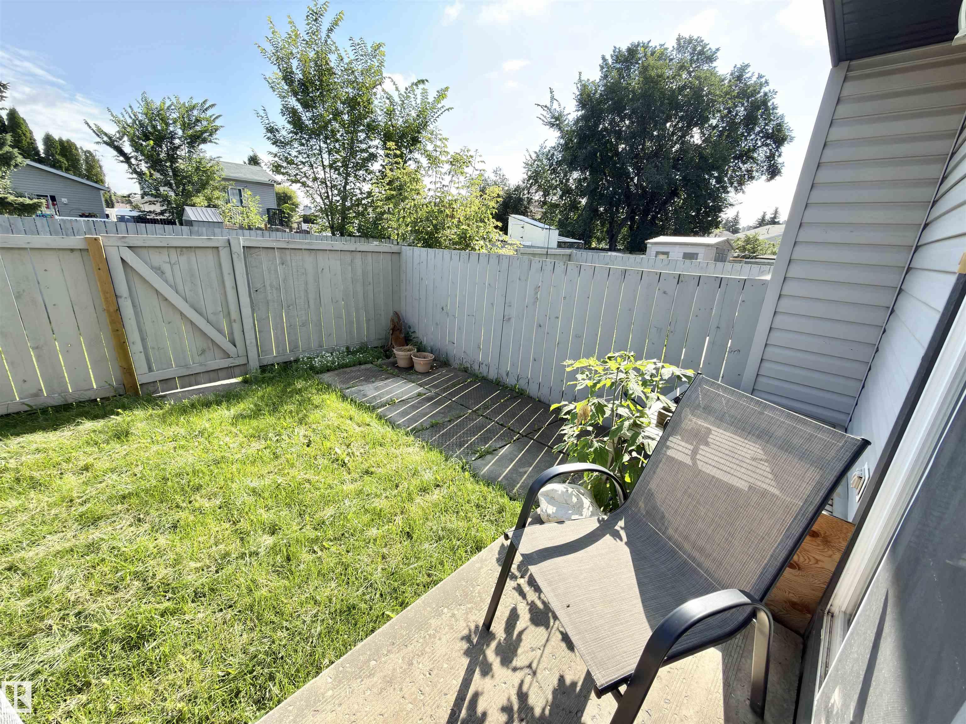 Photo 26 at 13 - 18010 98 Avenue NW, La Perle, Edmonton