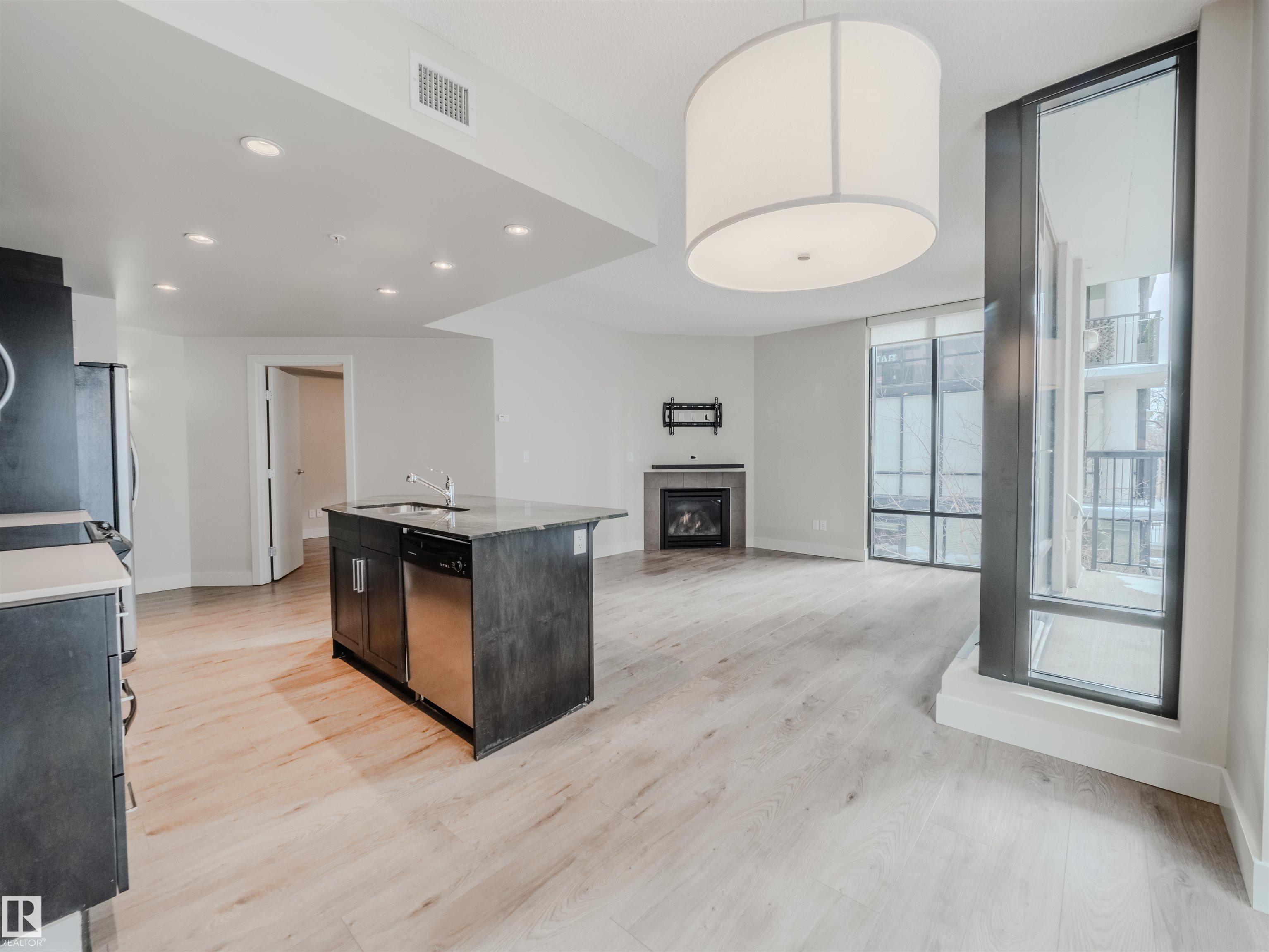 Photo 13 at 304 - 11933 Jasper Avenue NW, Wîhkwêntôwin, Edmonton