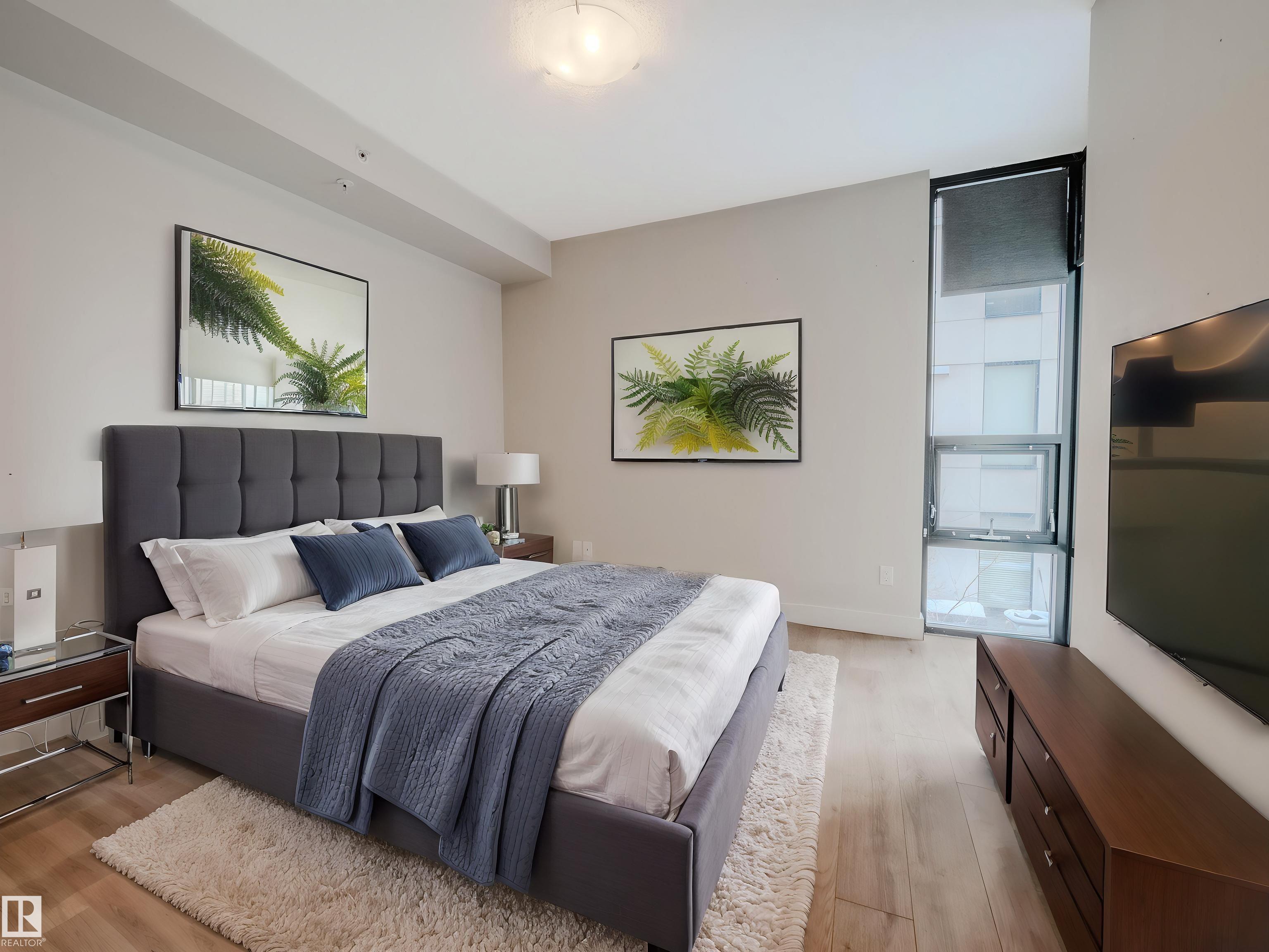 Photo 27 at 304 - 11933 Jasper Avenue NW, Wîhkwêntôwin, Edmonton