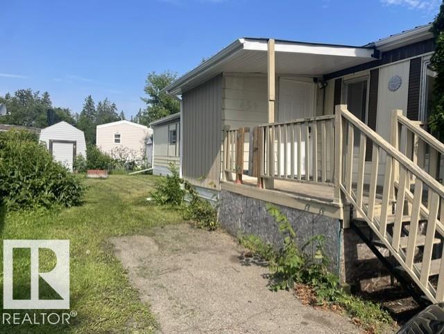 Listing photo thumbnail