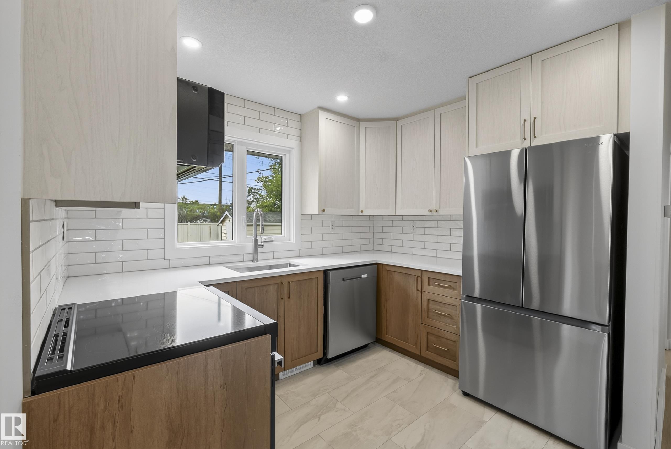 Photo 16 at 8715 64 Avenue NW, Argyll, Edmonton