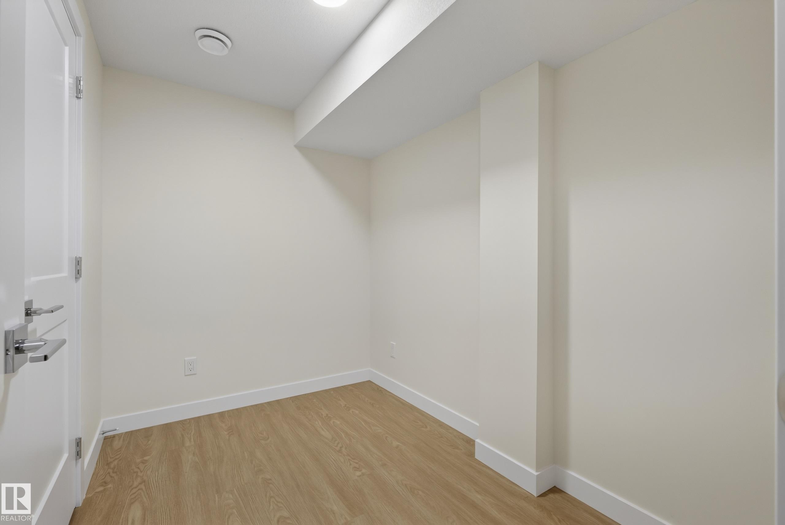 Photo 39 at 8715 64 Avenue NW, Argyll, Edmonton