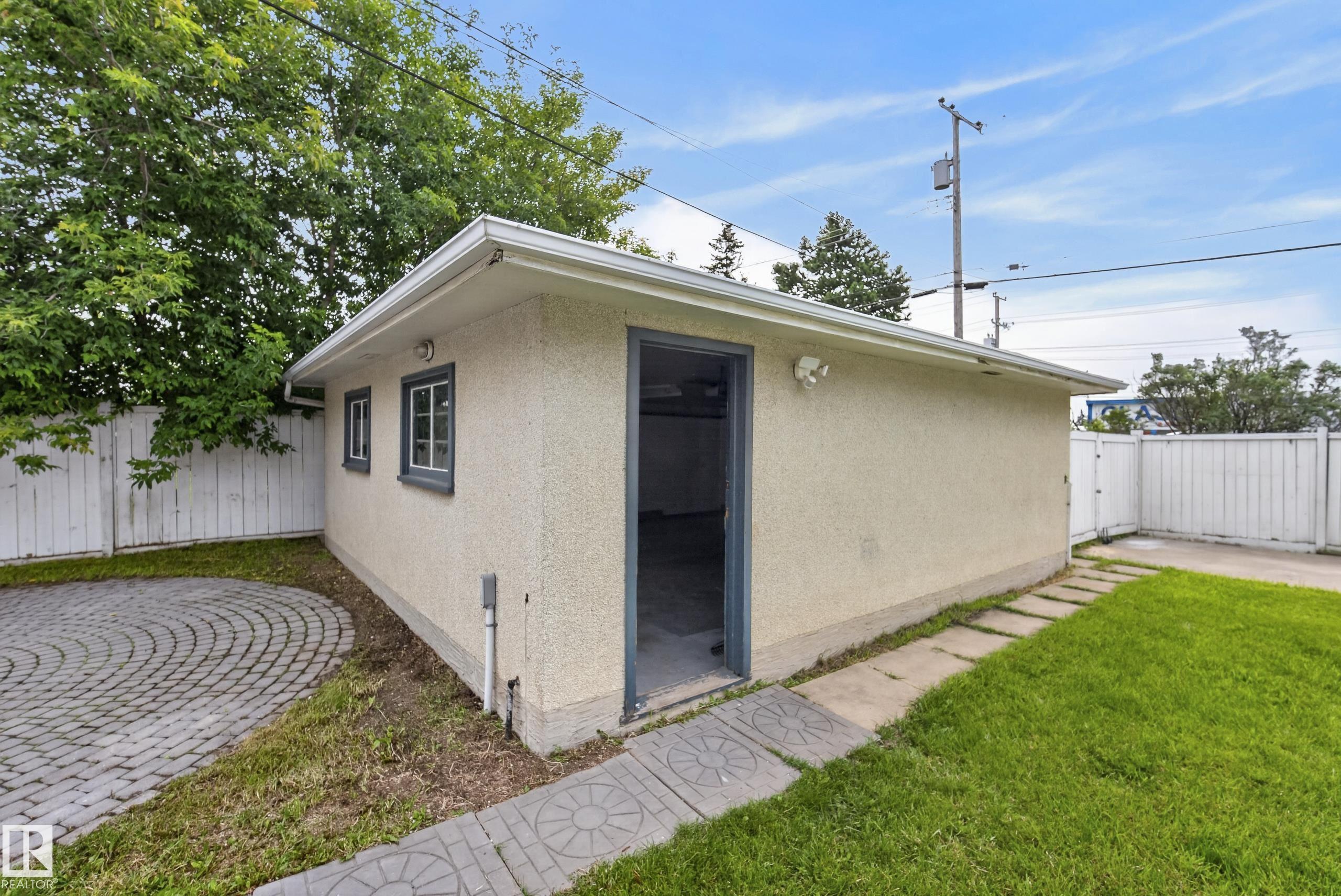 Photo 49 at 8715 64 Avenue NW, Argyll, Edmonton