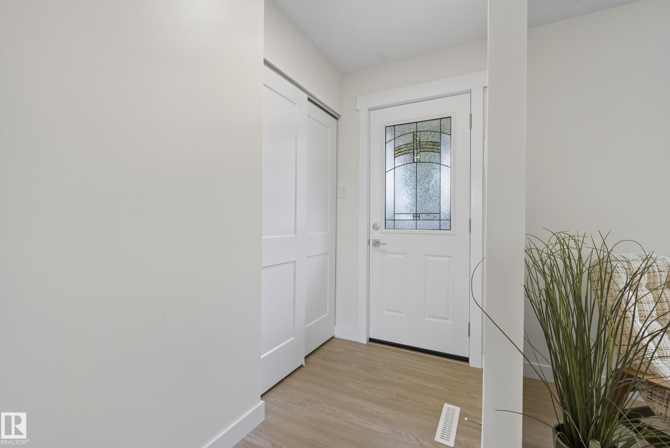 Photo 9 at 8715 64 Avenue NW, Argyll, Edmonton