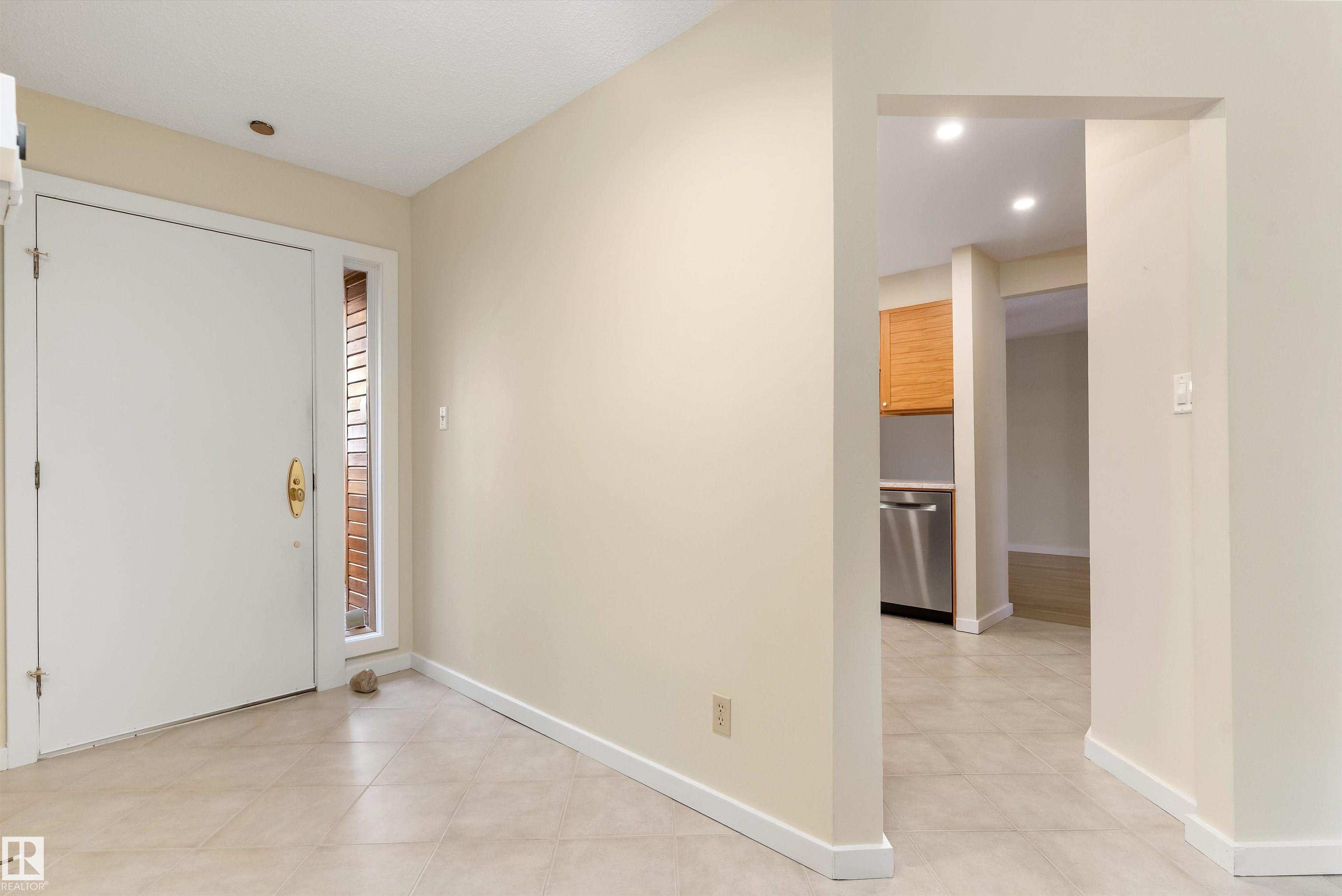Photo 34 at 7 - 14824 45 Avenue NW, Ramsay Heights, Edmonton