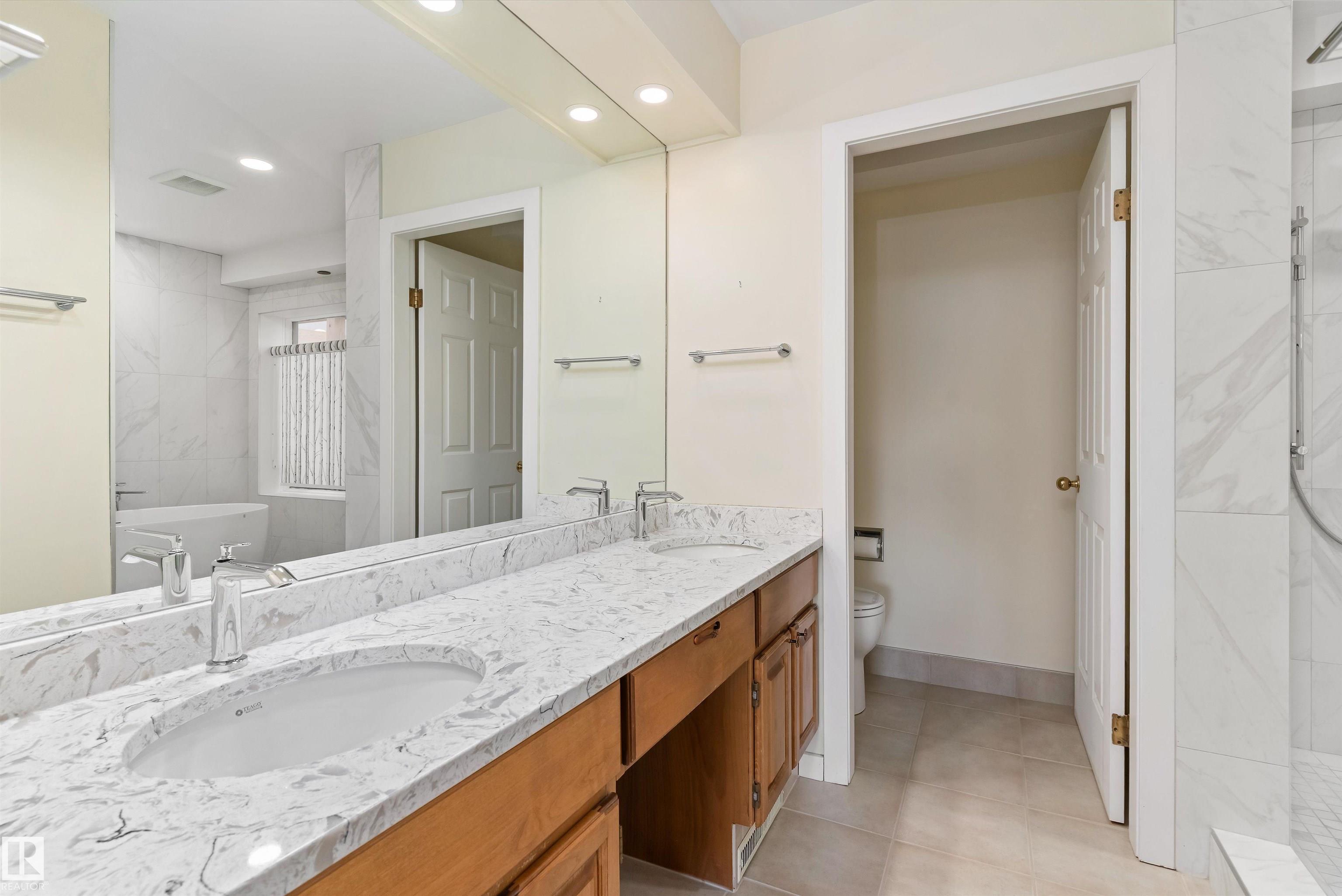 Photo 37 at 7 - 14824 45 Avenue NW, Ramsay Heights, Edmonton