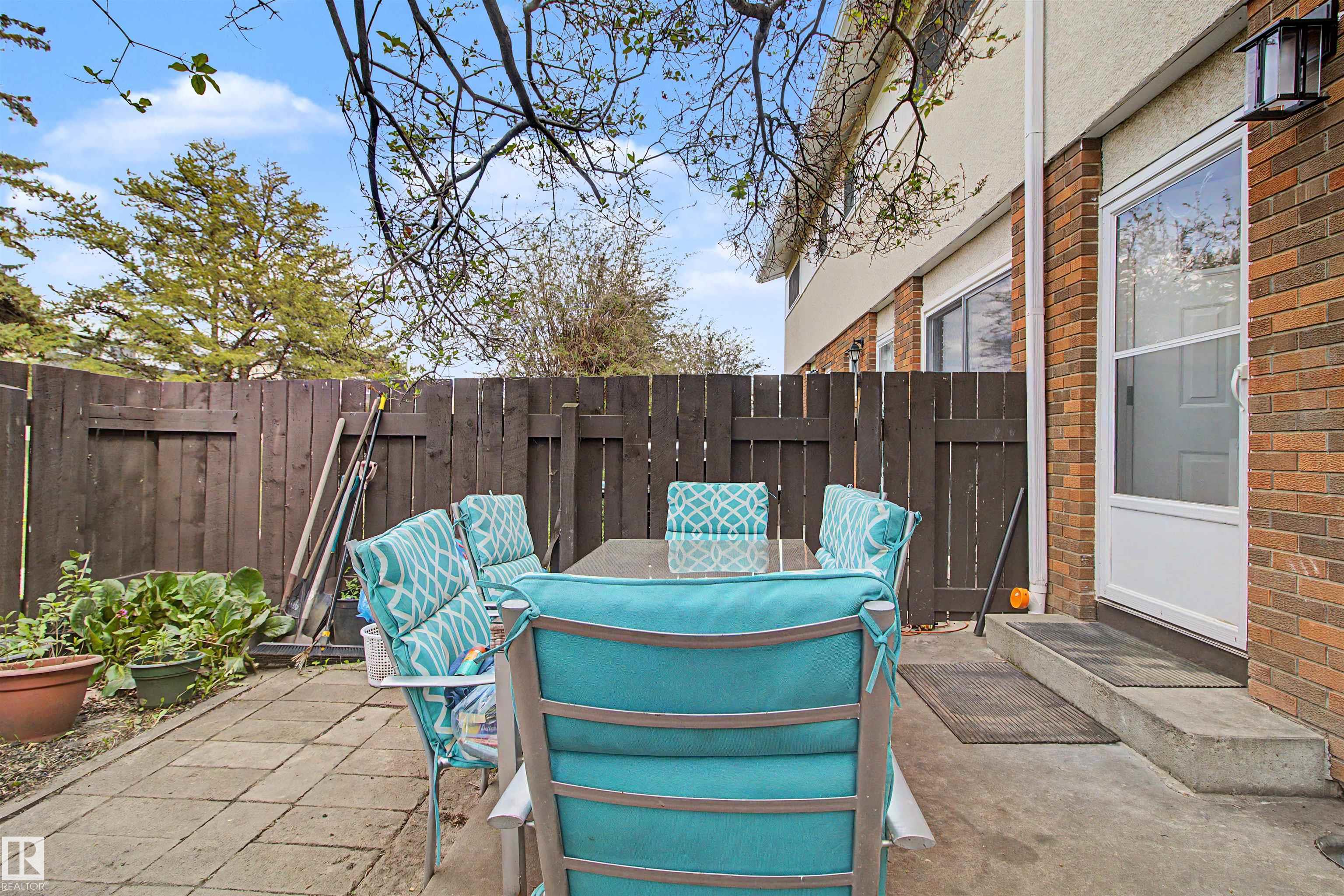 Photo 25 at 5724 143 Avenue NW, York, Edmonton