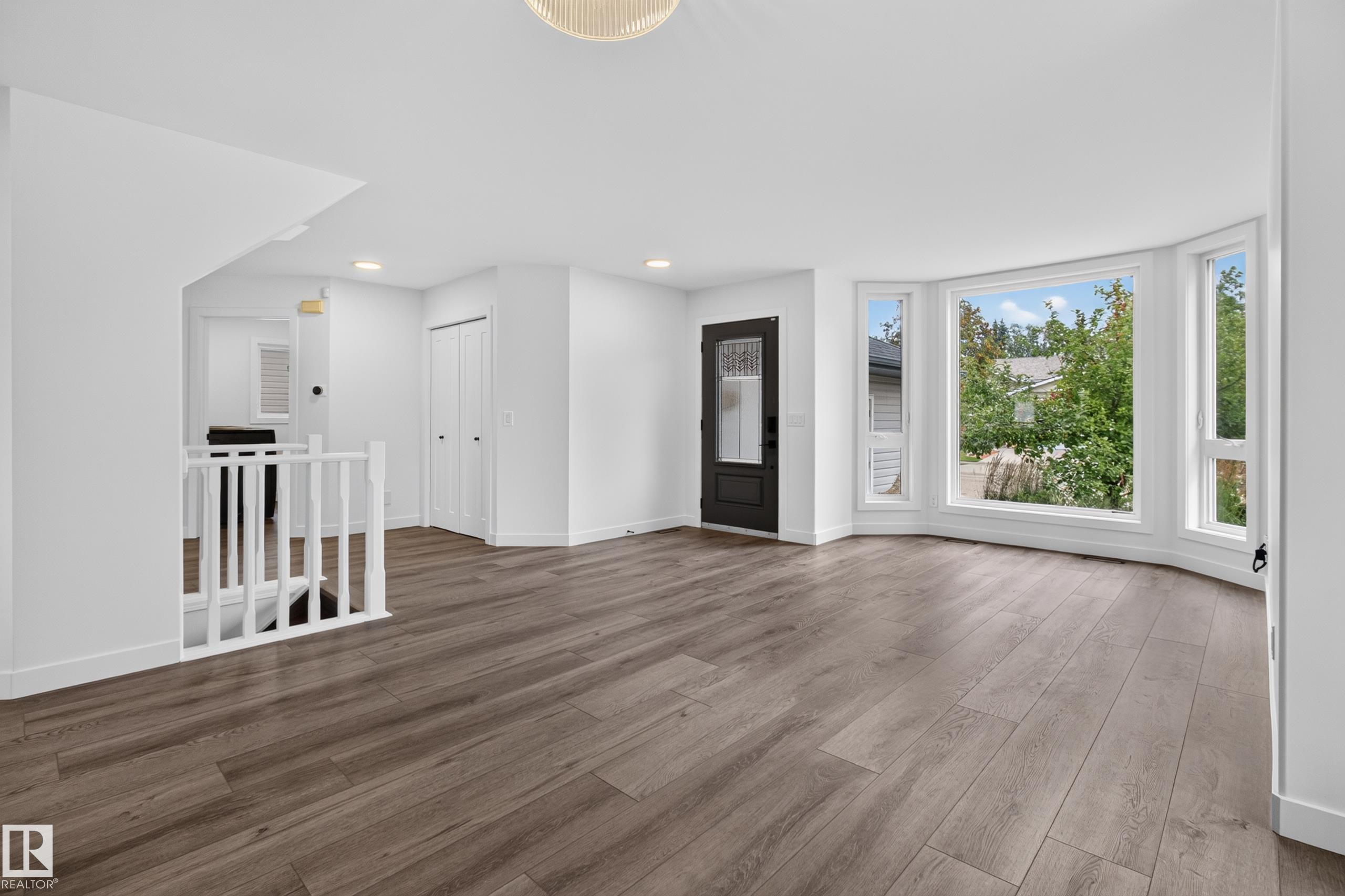 Photo 3 at 229 Hillcrest crest, Heritage Hills, Sherwood Park