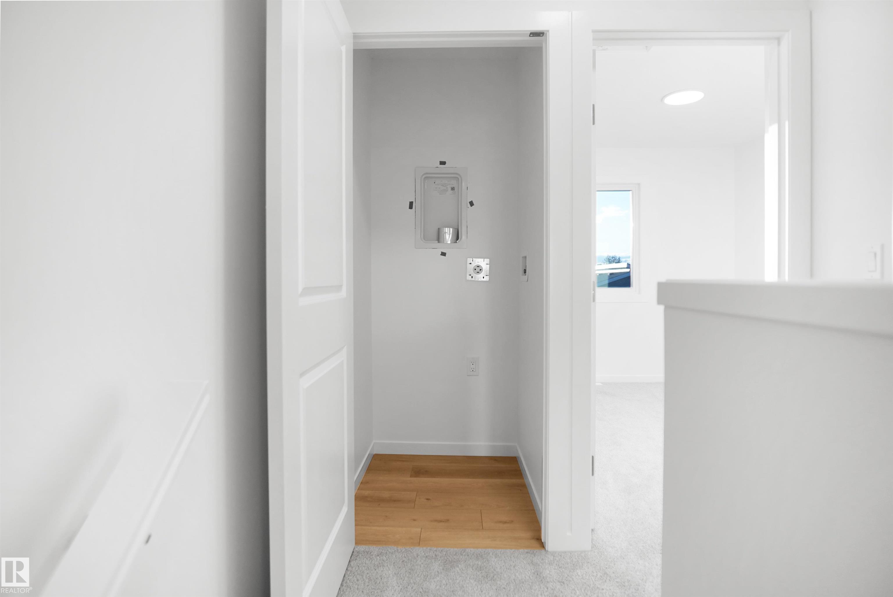 https://zimg.paragon.ice.com/ParagonImages/Property/PM/RAE/225416483/24/0/0/df0fc973cbef318388e6e3eca5d784a7/1/40adeb2f29c1043dce479ca1e68dd708/225416483-2f1cedcc-fc9d-4383-83e4-69051033b951.JPG