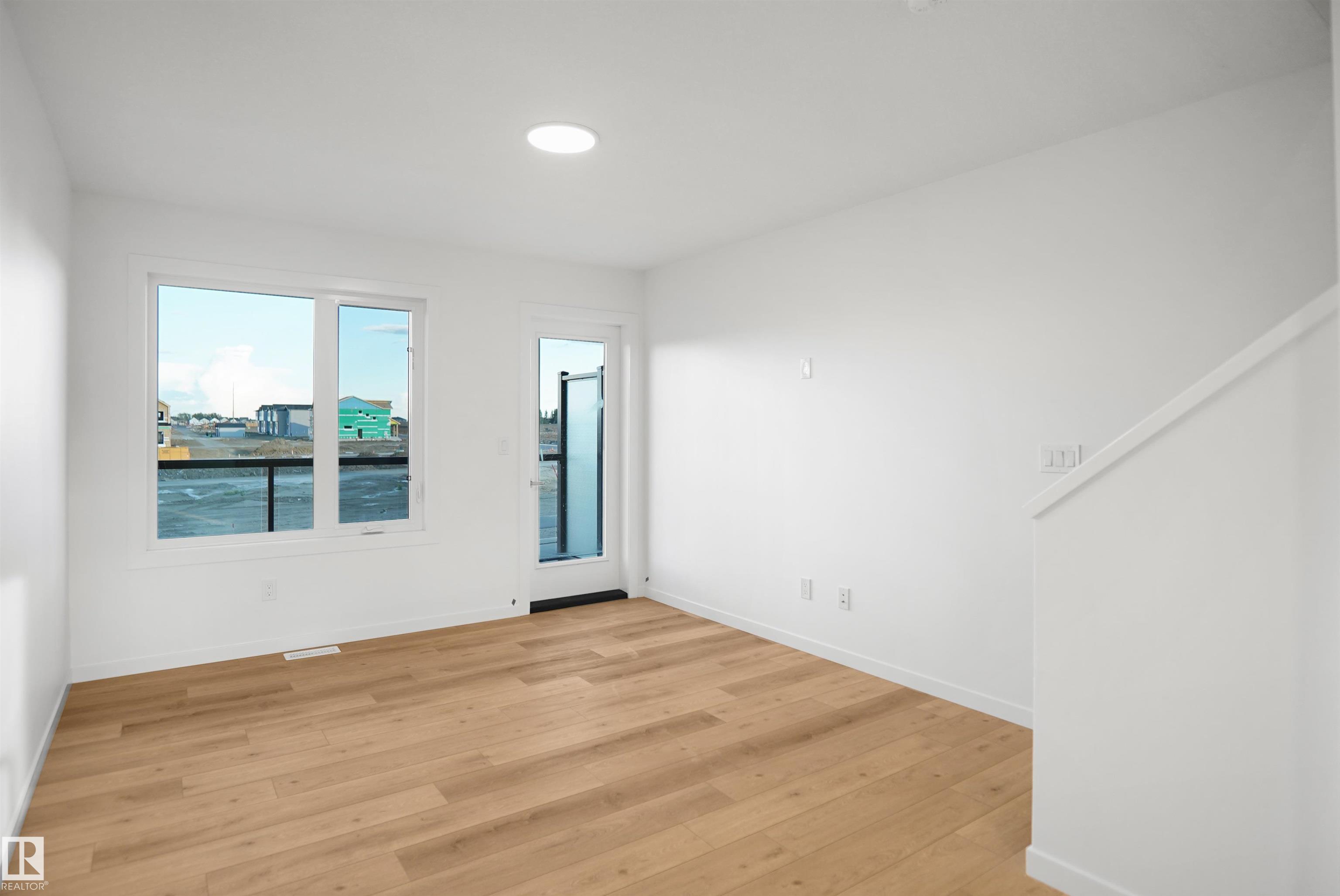 https://zimg.paragon.ice.com/ParagonImages/Property/PM/RAE/225416483/8/0/0/bf38d26bc4e4ad9c3acf3147aed1aaad/1/40adeb2f29c1043dce479ca1e68dd708/225416483-717432cc-de48-4f64-91a0-dc8a665a50ac.JPG