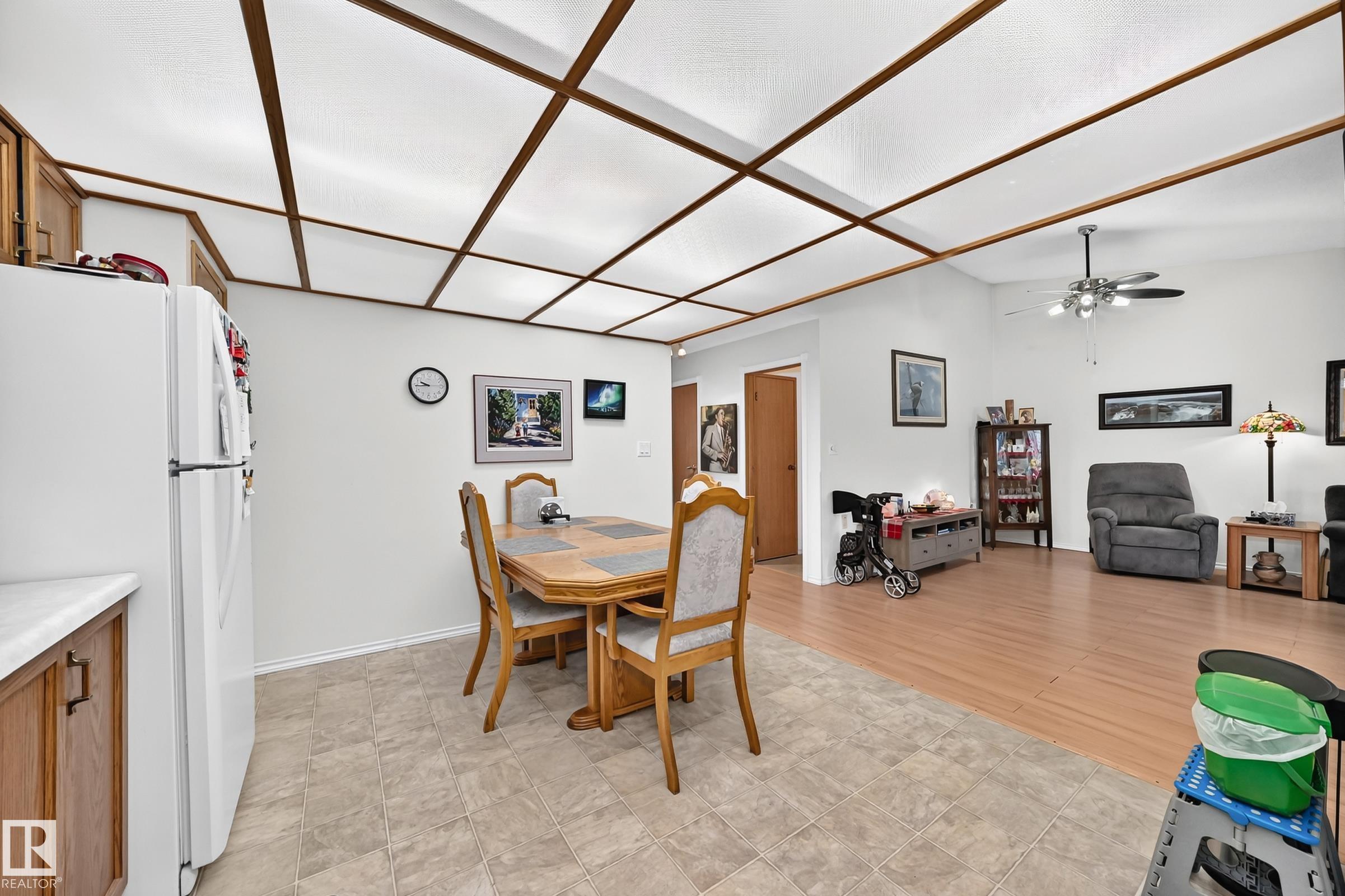 Photo 13 at 7530 137a Avenue NW, Kildare, Edmonton